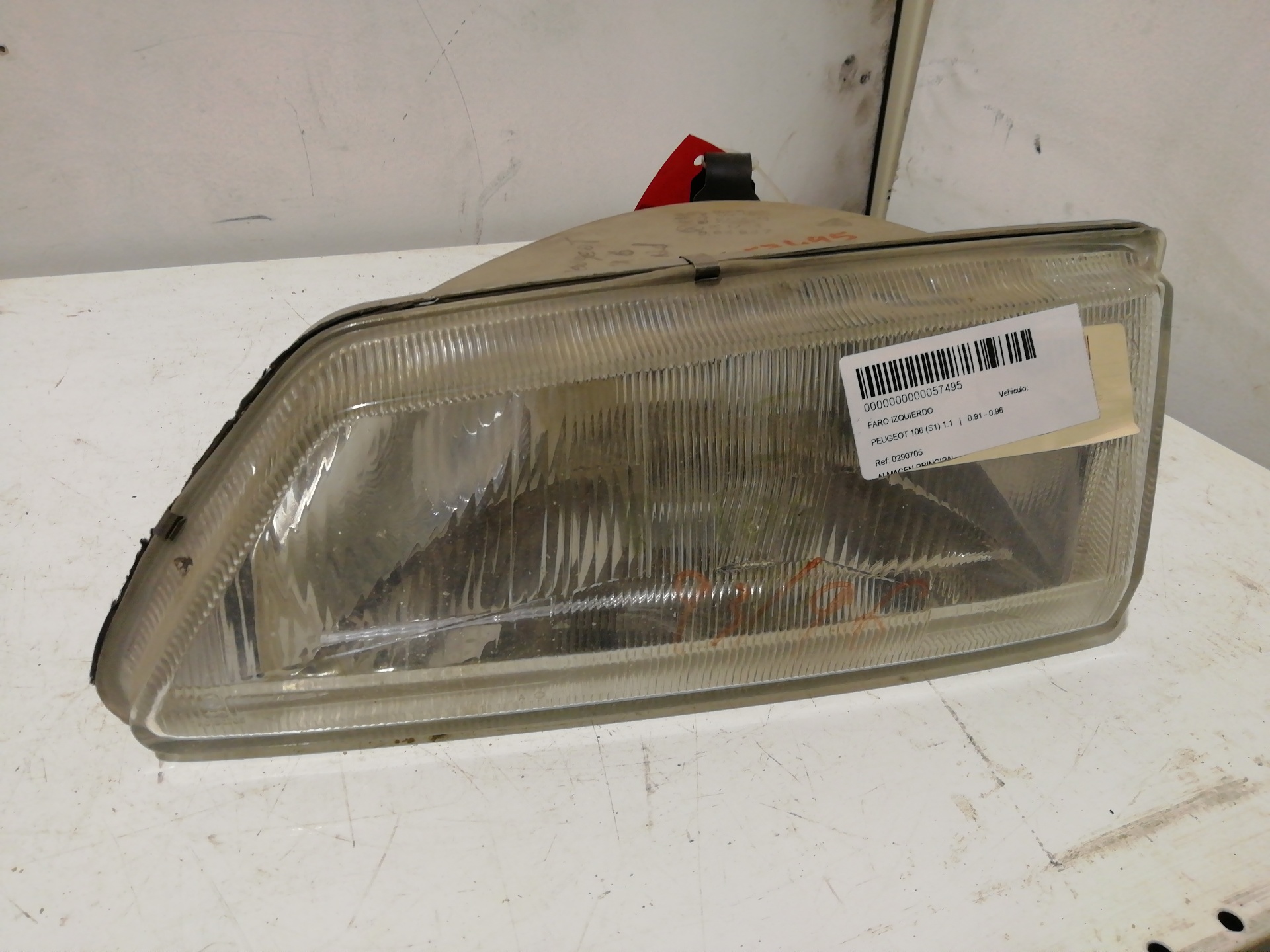 Phare gauche PEUGEOT 106 (S2)