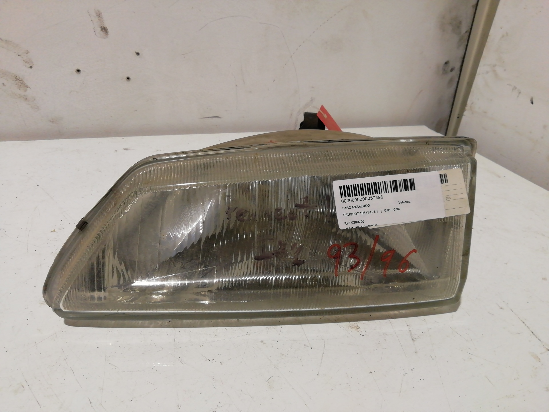 Phare gauche PEUGEOT 106 (S2)