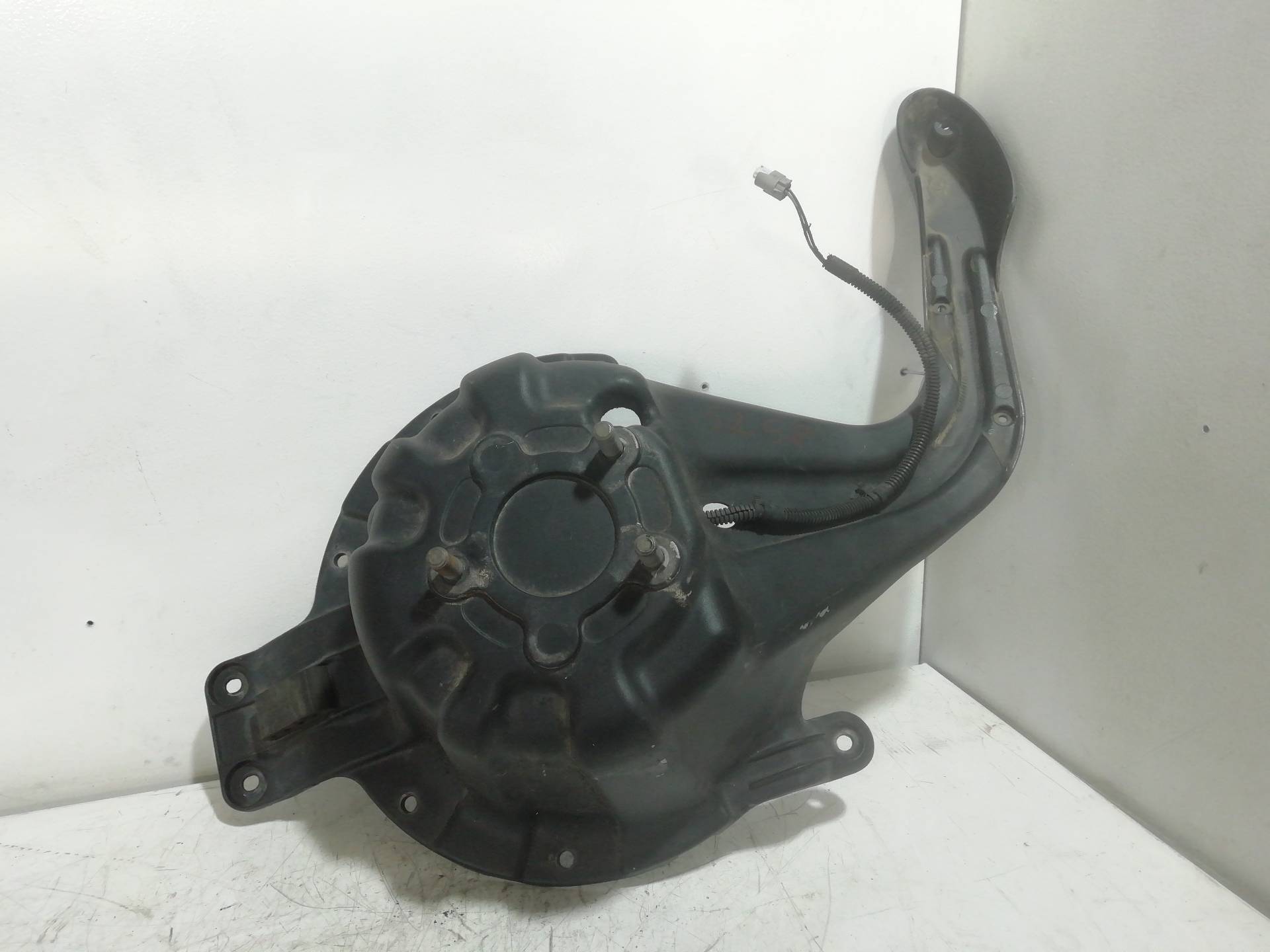 Spare wheel bracket LAND ROVER FREELANDER