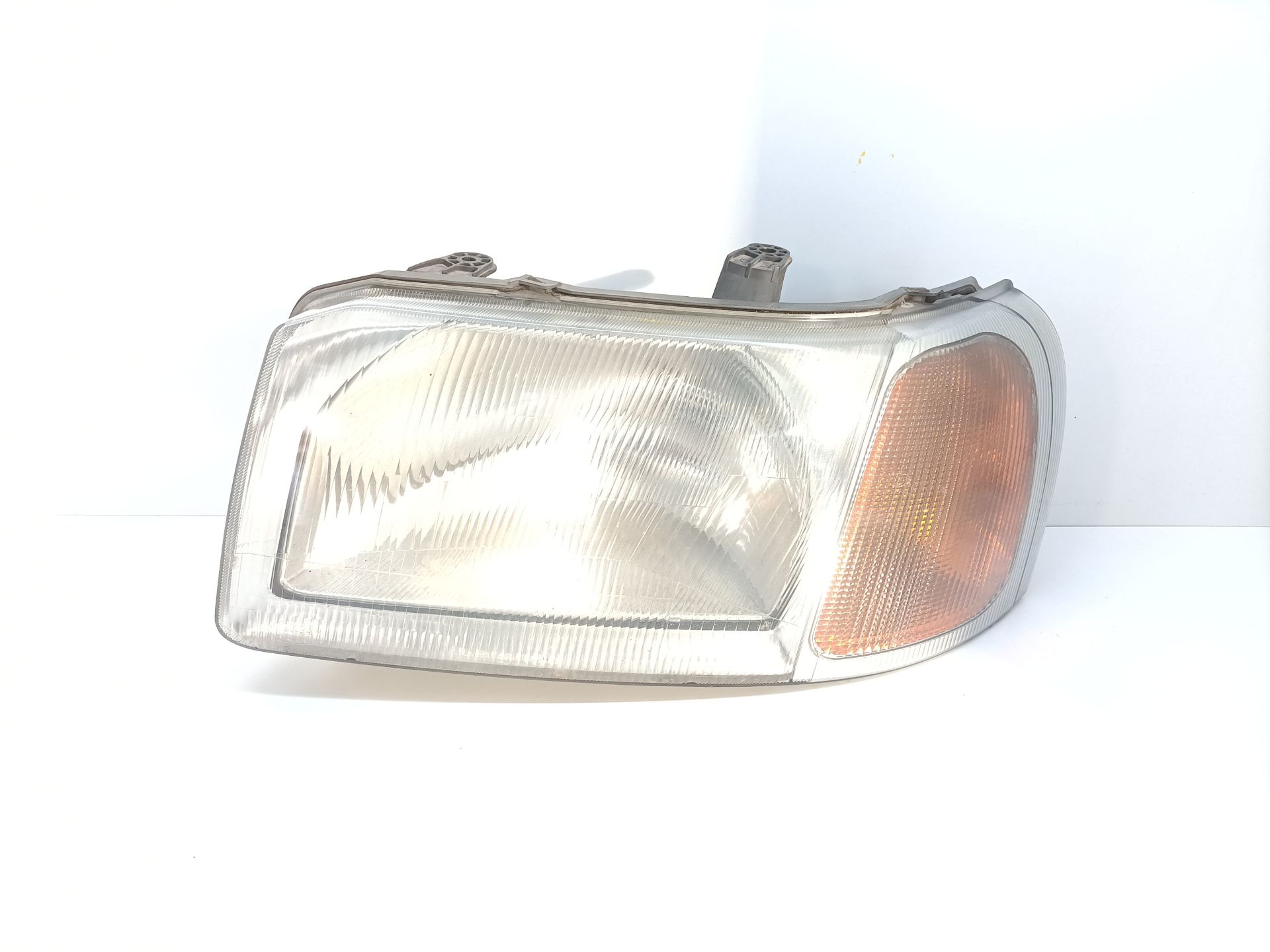 Left headlight LAND ROVER FREELANDER