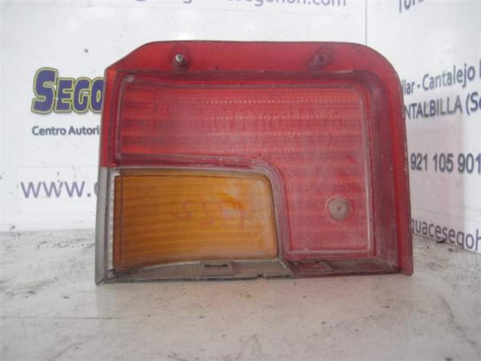 Fanale posteriore destro PEUGEOT 205 BERLINA