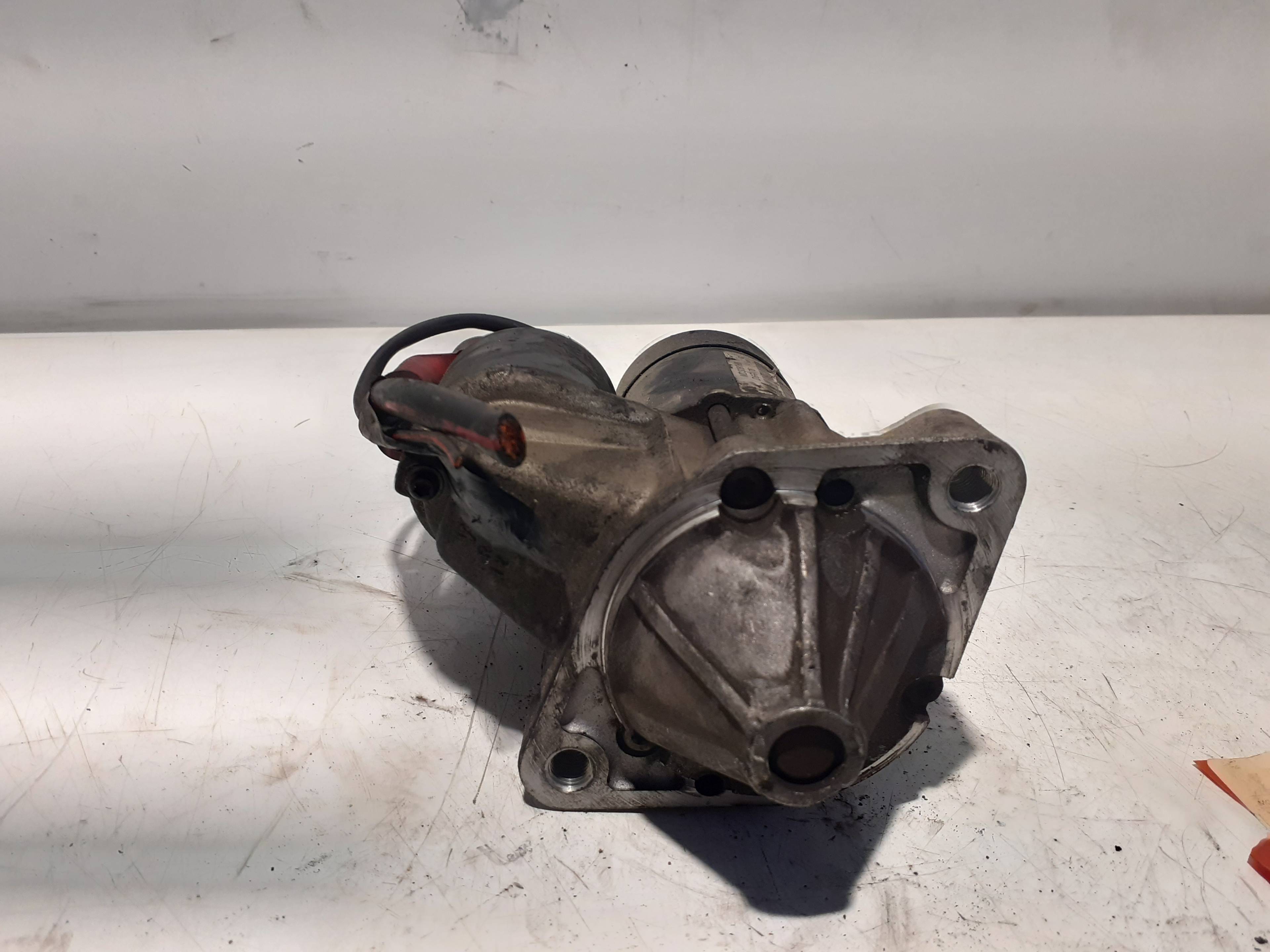 Starter Motor MITSUBISHI CARISMA BERLINA 4 (DA0)