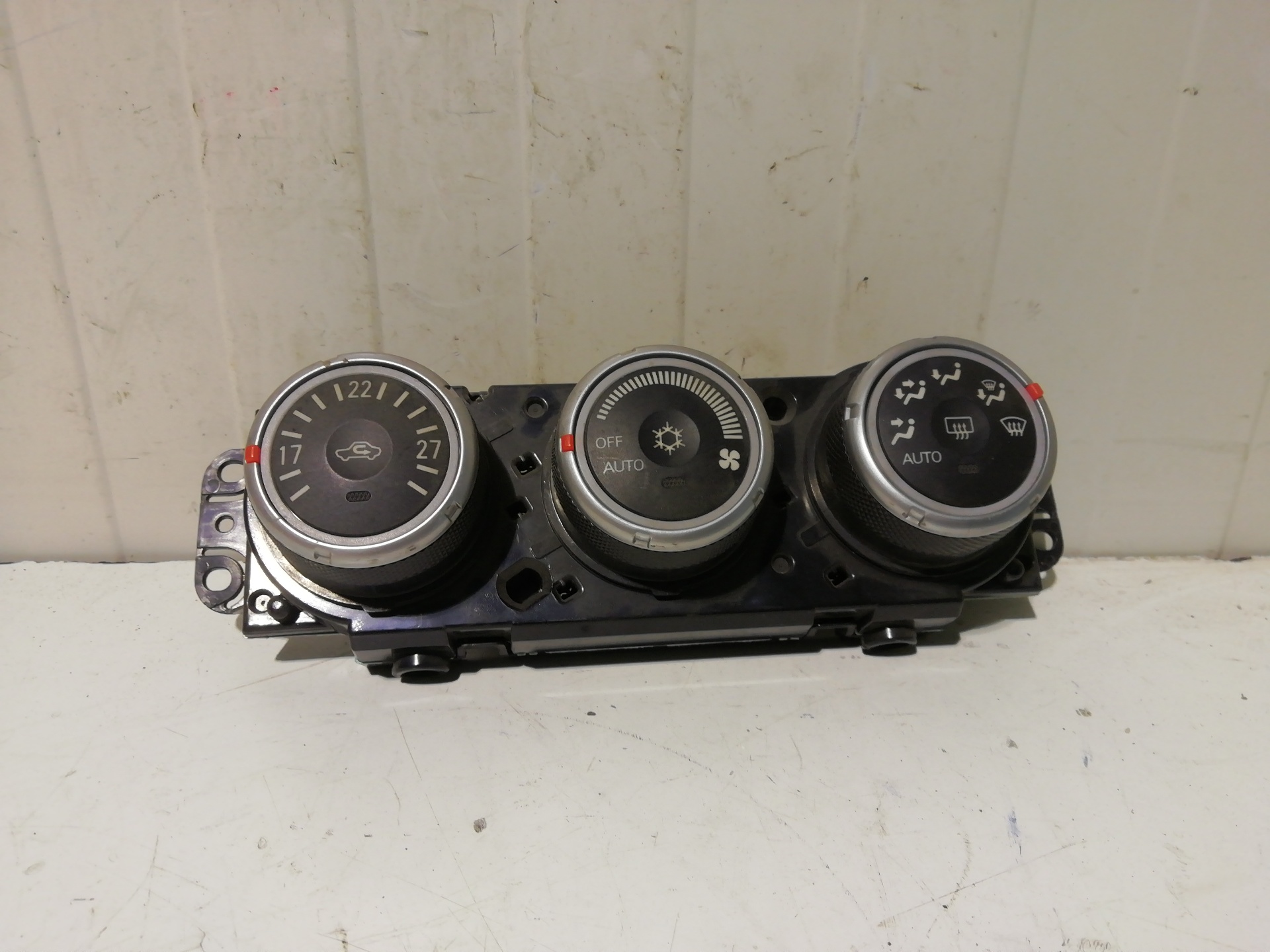Others MITSUBISHI CARISMA BERLINA 4 (DA0)