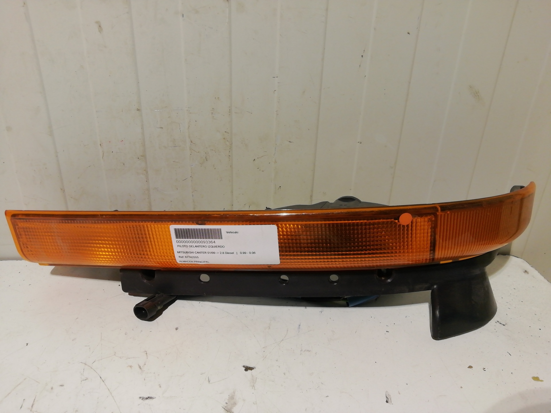 Others MITSUBISHI CARISMA BERLINA 4 (DA0)