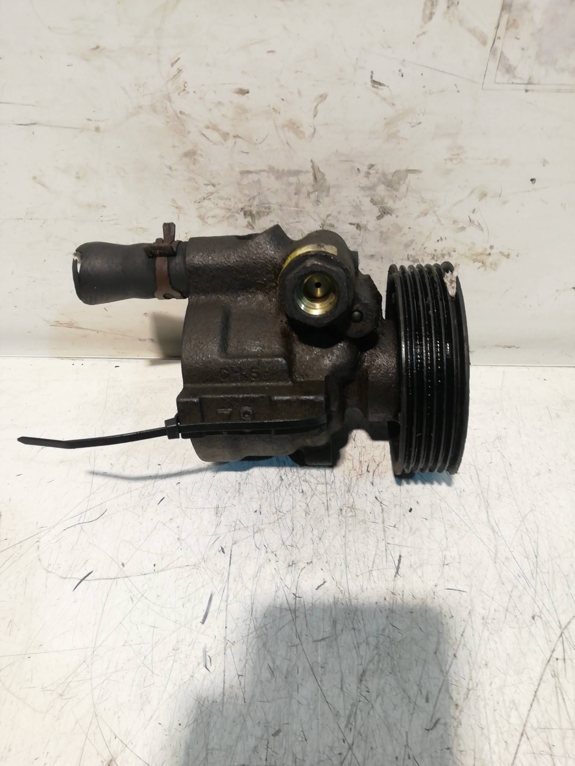 BOMBA DIRECCION RENAULT KANGOO (F/KC0)