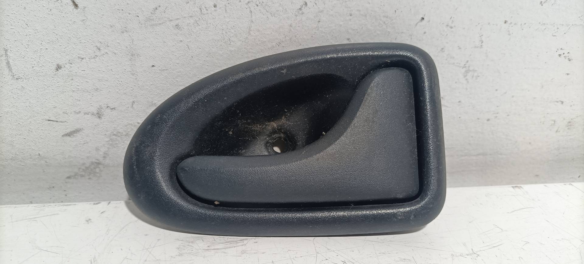 Poignée intérieure avant droite CITROEN AX