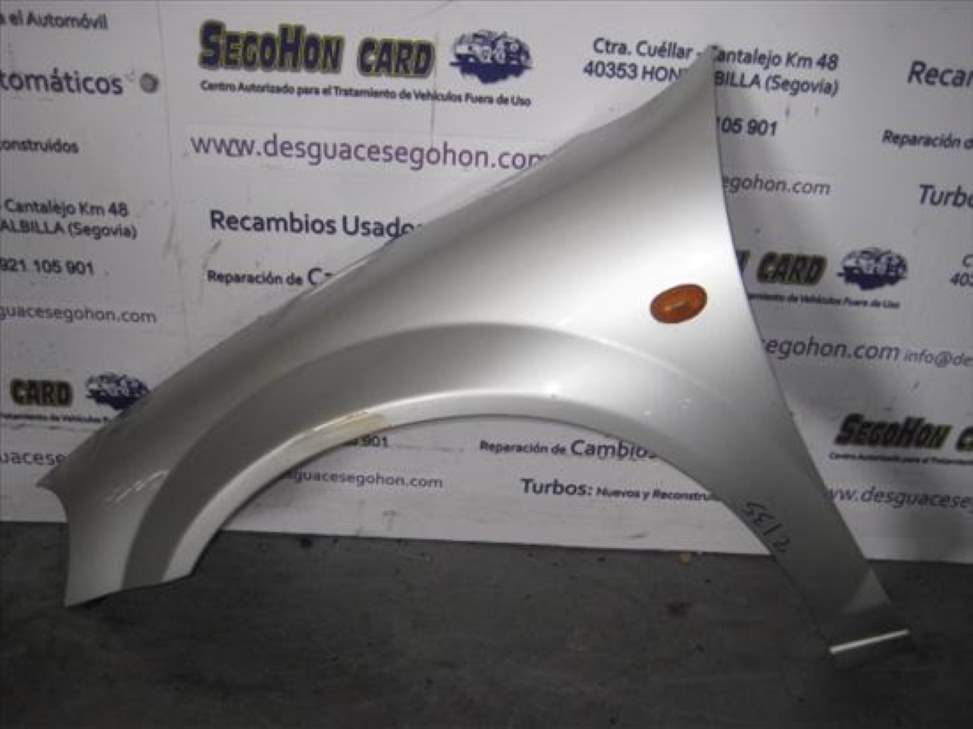 Front Left Fender CHRYSLER VOYAGER (ES)