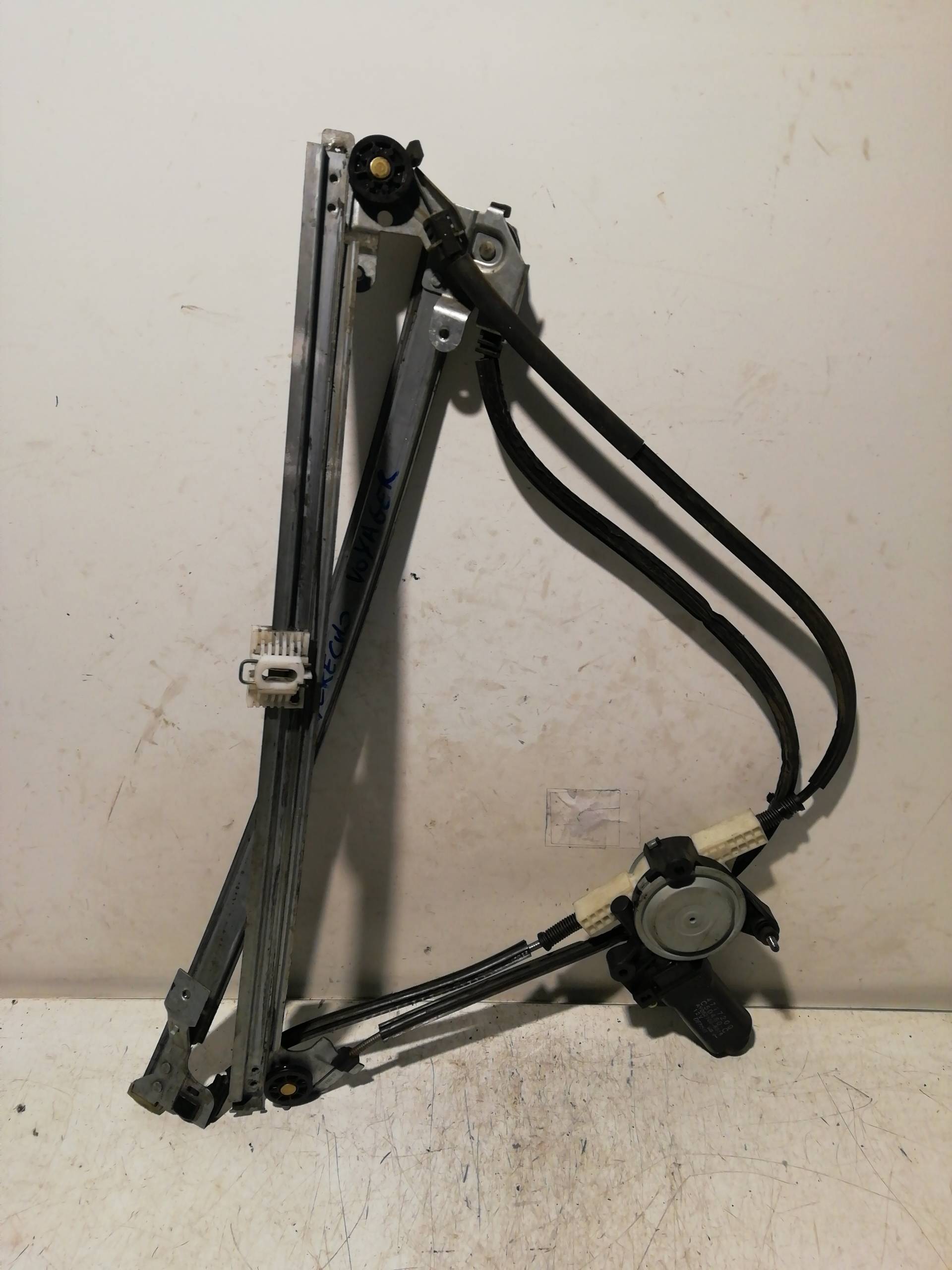 Front right window regulator CHRYSLER VOYAGER (ES)