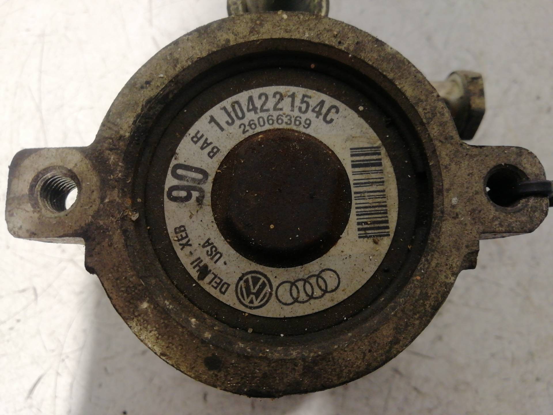 Pompe direction assistée VOLKSWAGEN GOLF IV BERLINA (1J1)