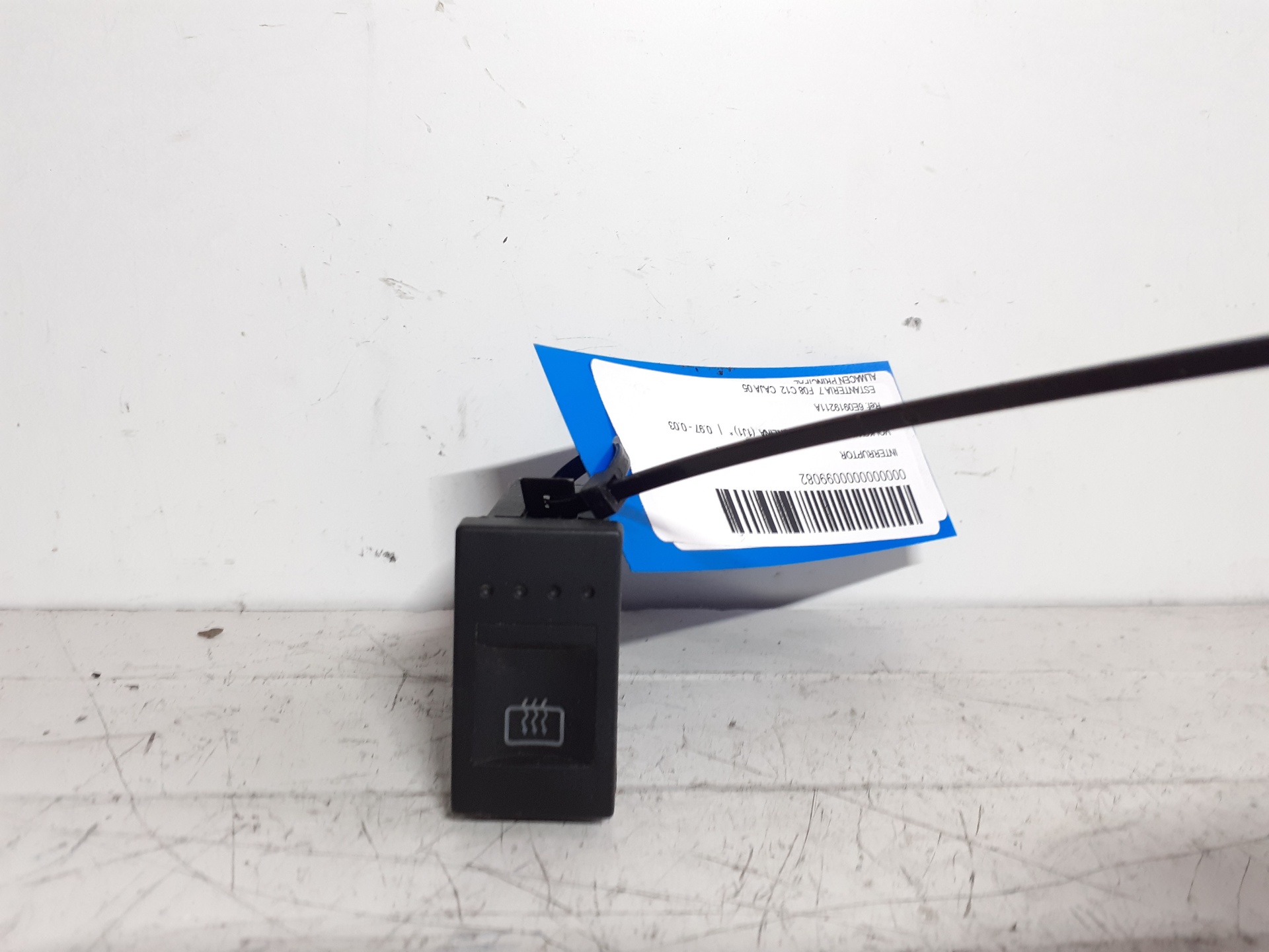 Interruptor VOLKSWAGEN GOLF IV BERLINA (1J1)