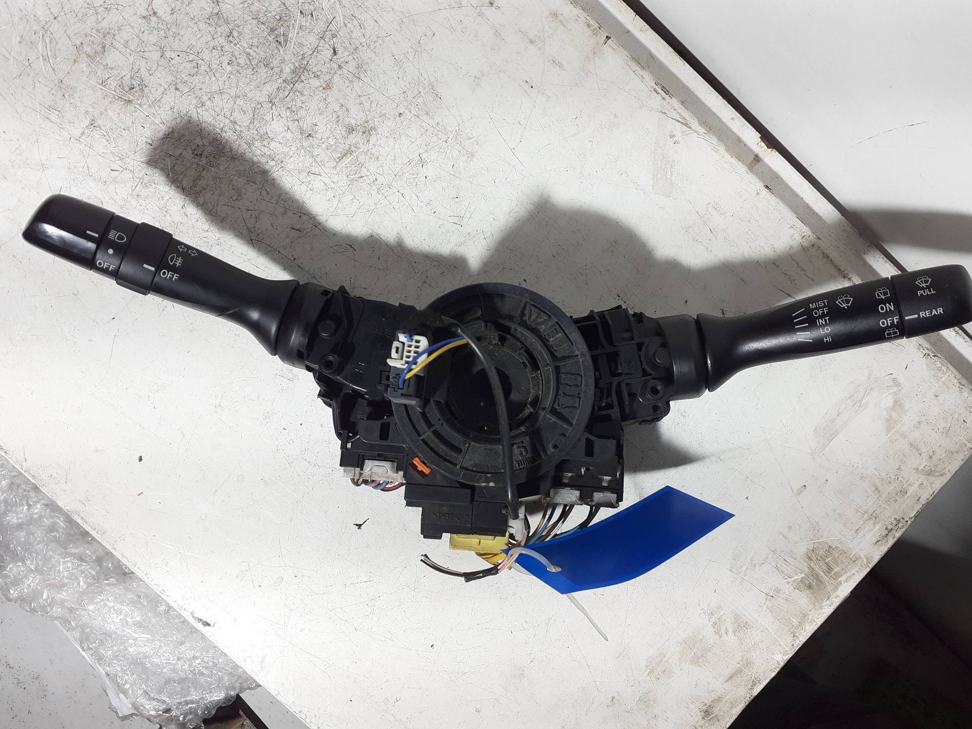 Multifunktionshebel TOYOTA YARIS (NCP1/NLP1/SCP1)