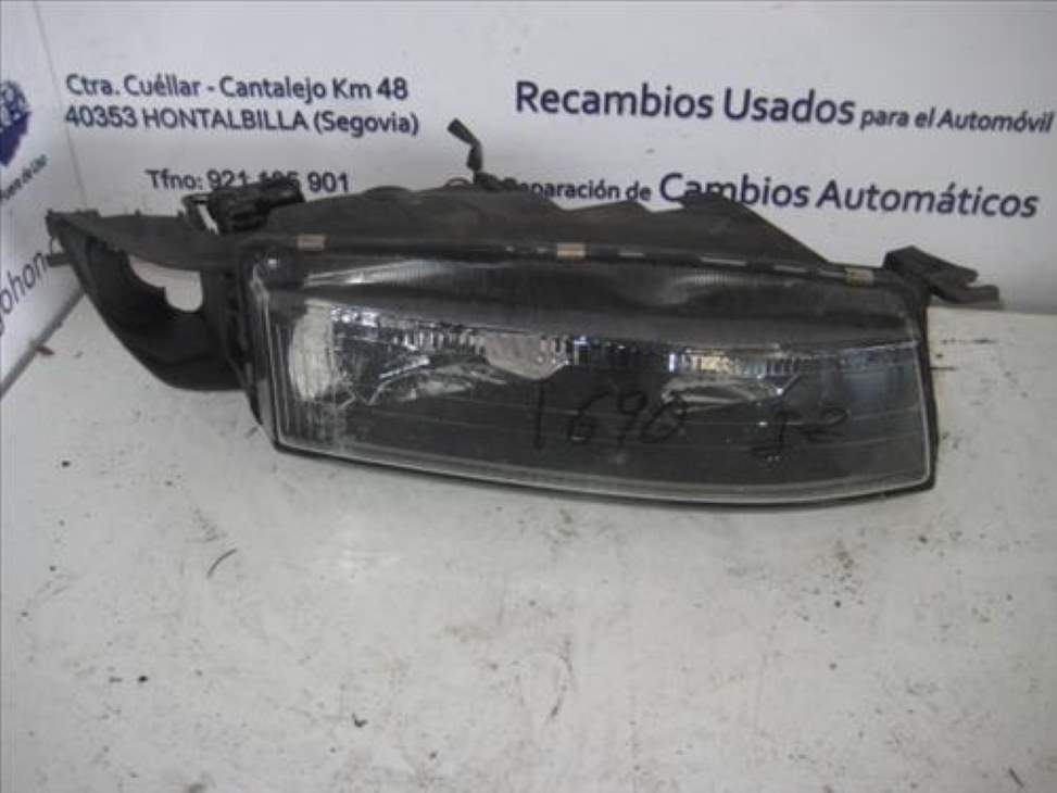 Scheinwerfer links MITSUBISHI GALANT BERLINA (E50)