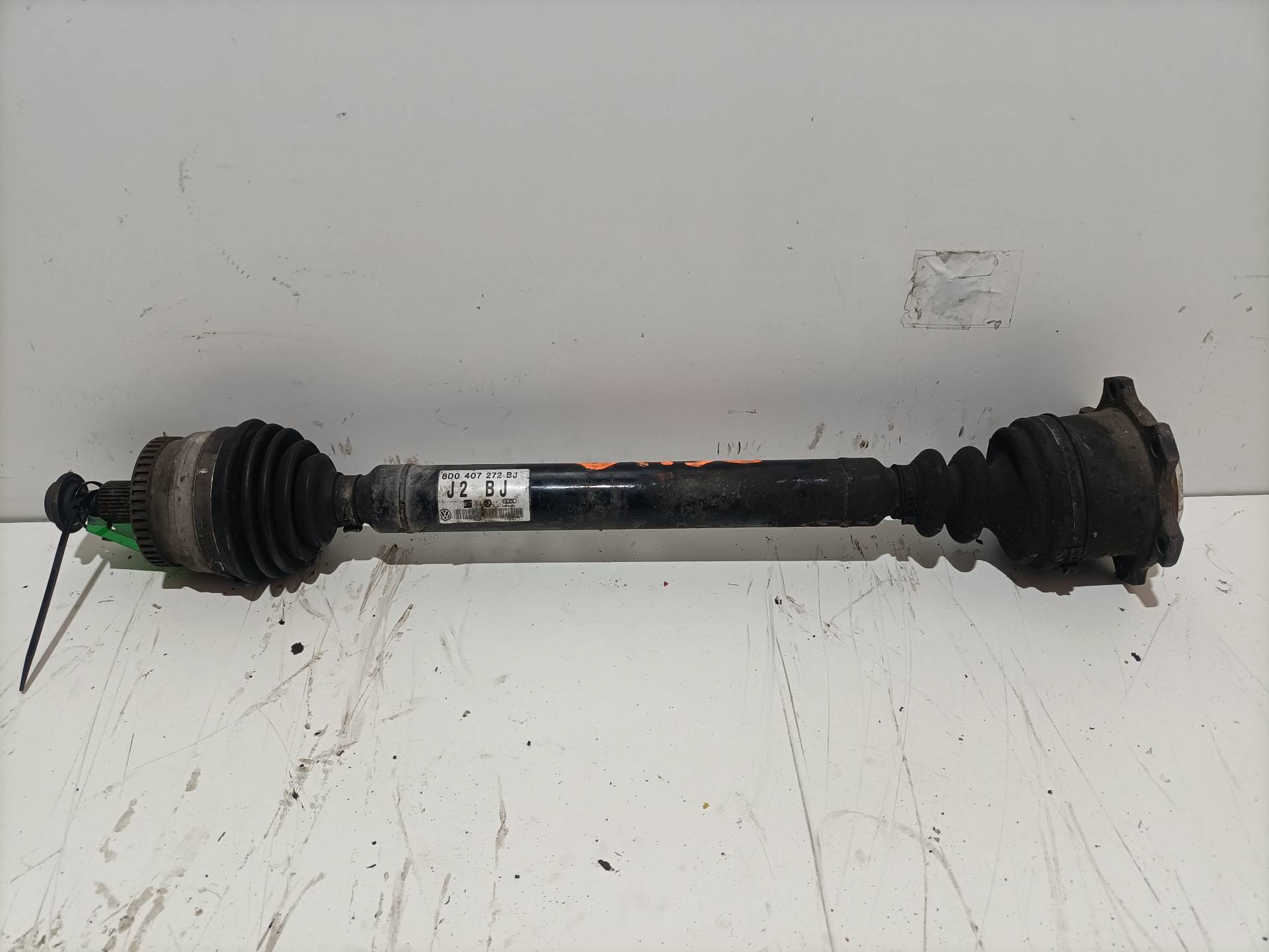 Transmission avant droite VOLKSWAGEN PASSAT BERLINA (3A2)