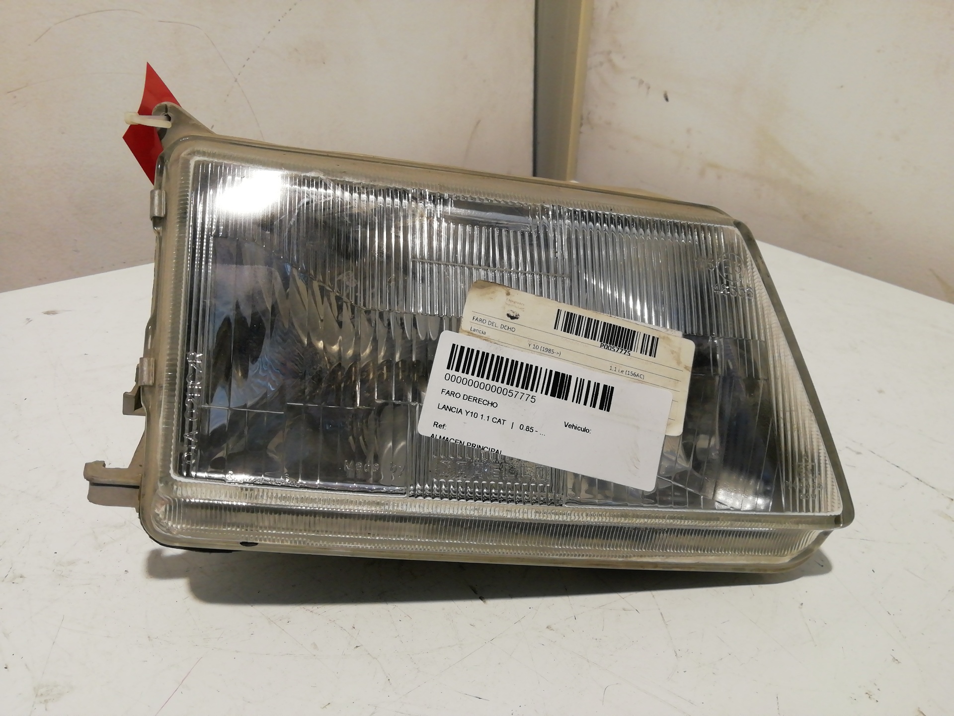 Right headlight LANCIA Y10