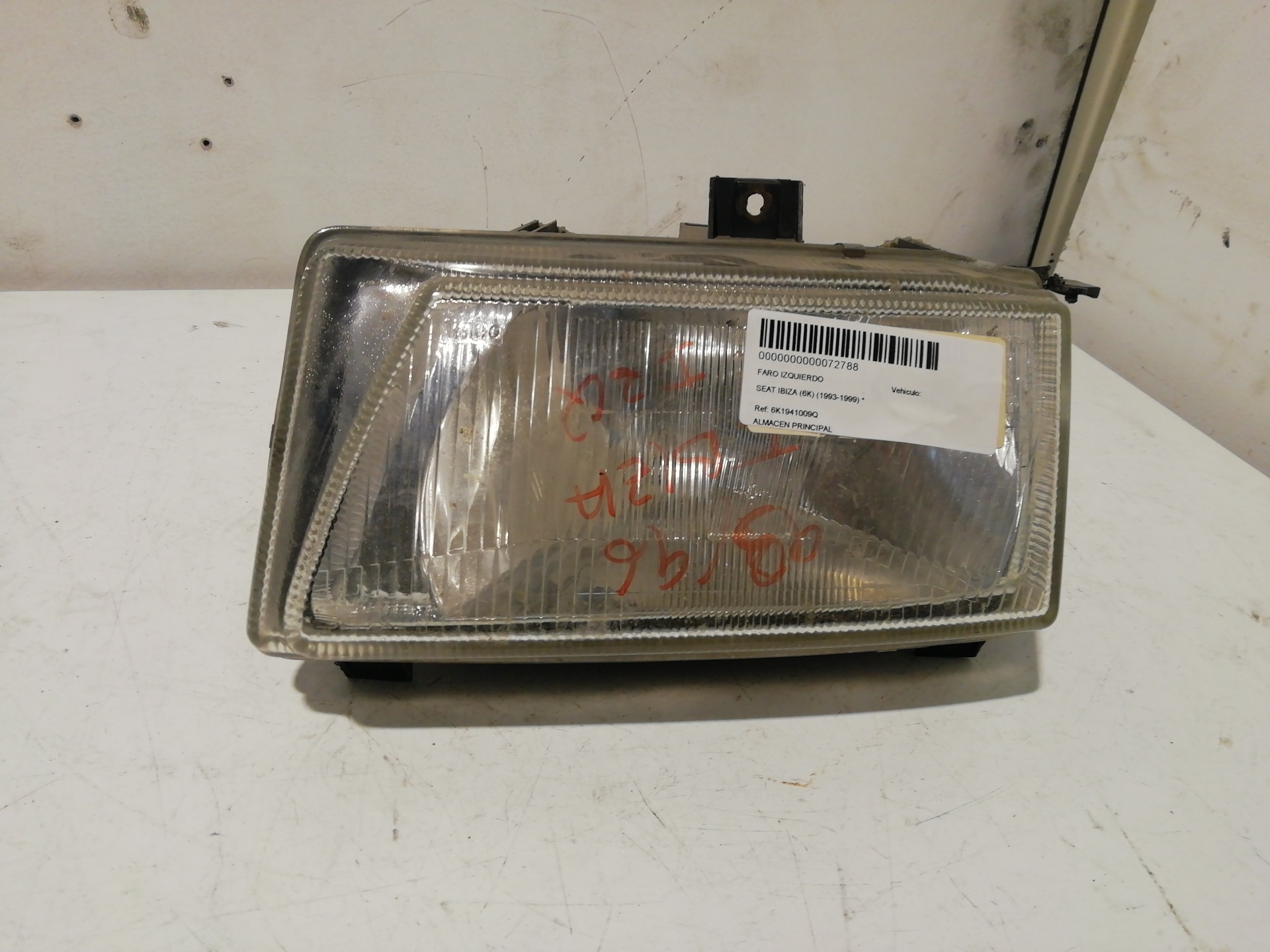 Scheinwerfer links SEAT IBIZA (6K)