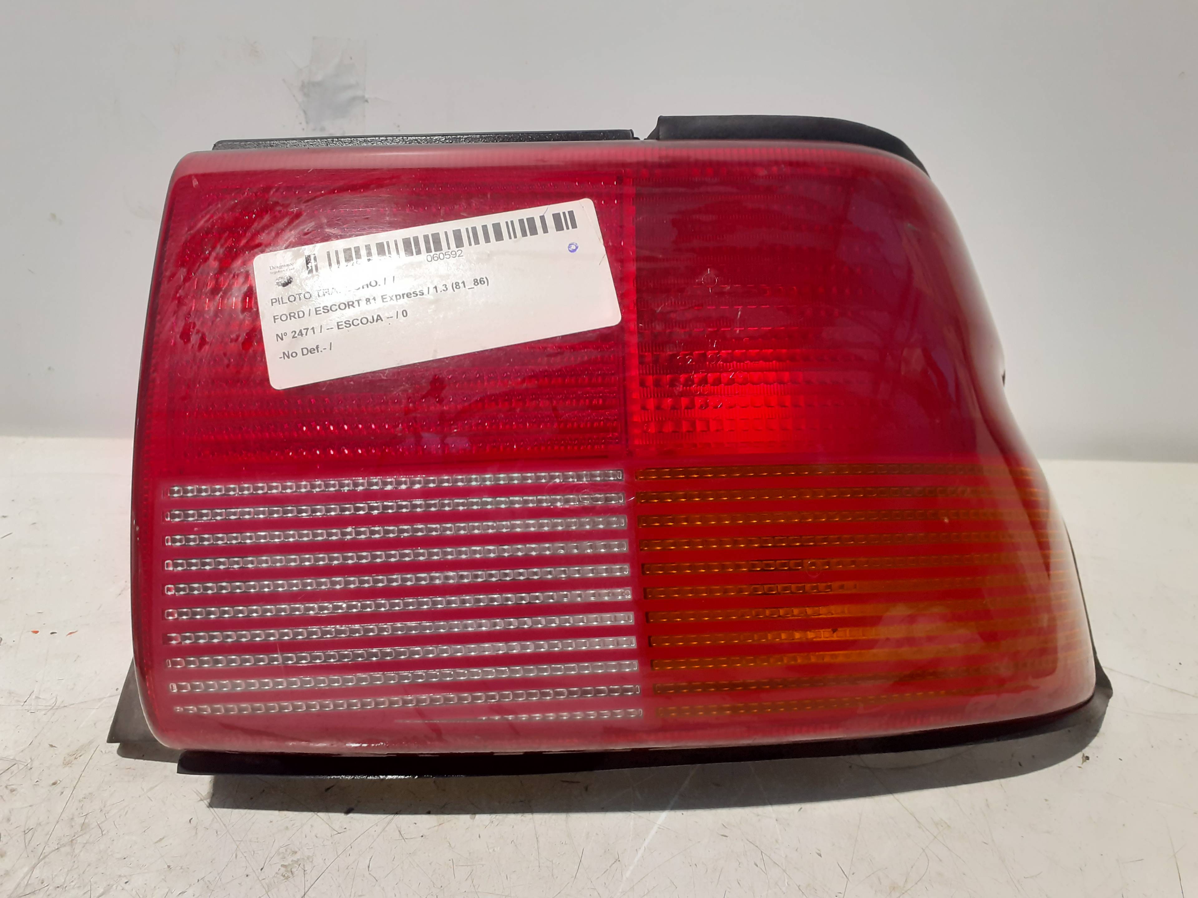 Farol traseiro direito FORD ORION