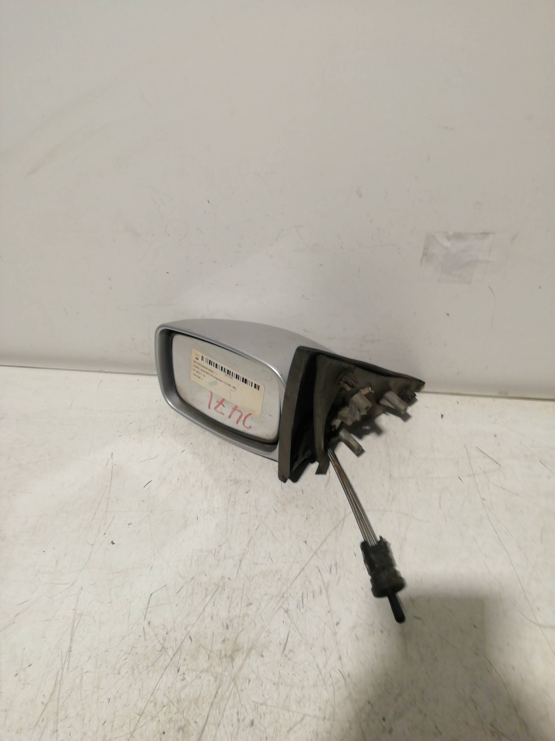 RETROVISOR IZQUIERDO FORD ORION