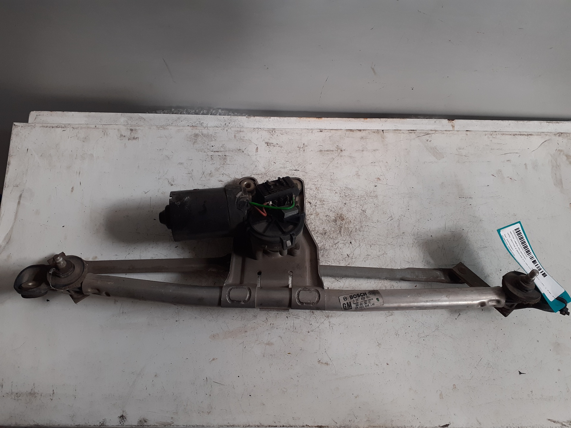 Scheibenwischermotor vorne OPEL VECTRA B CARAVAN