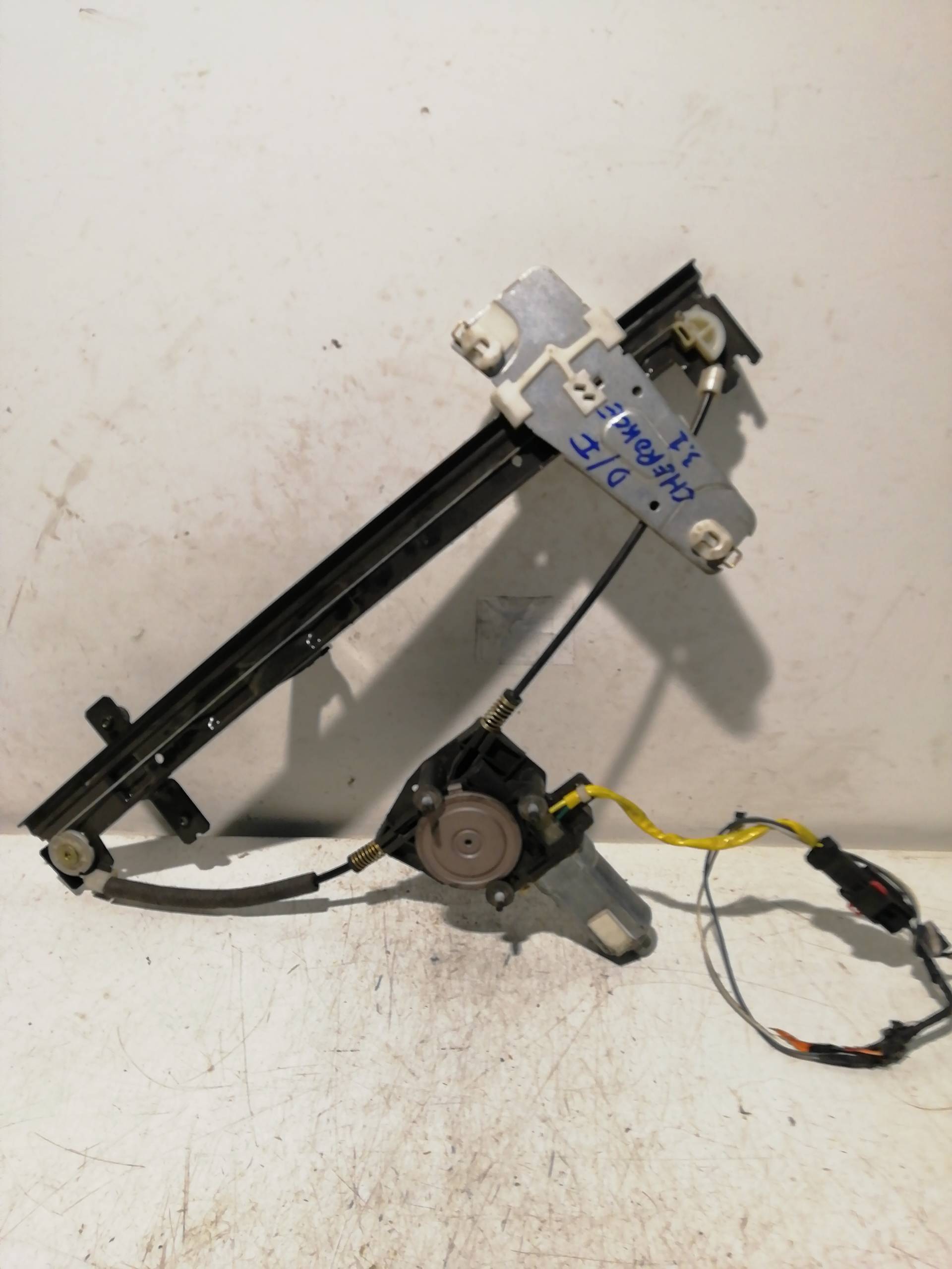 Front left window regulator JEEP GR.CHEROKEE (WJ/WG)