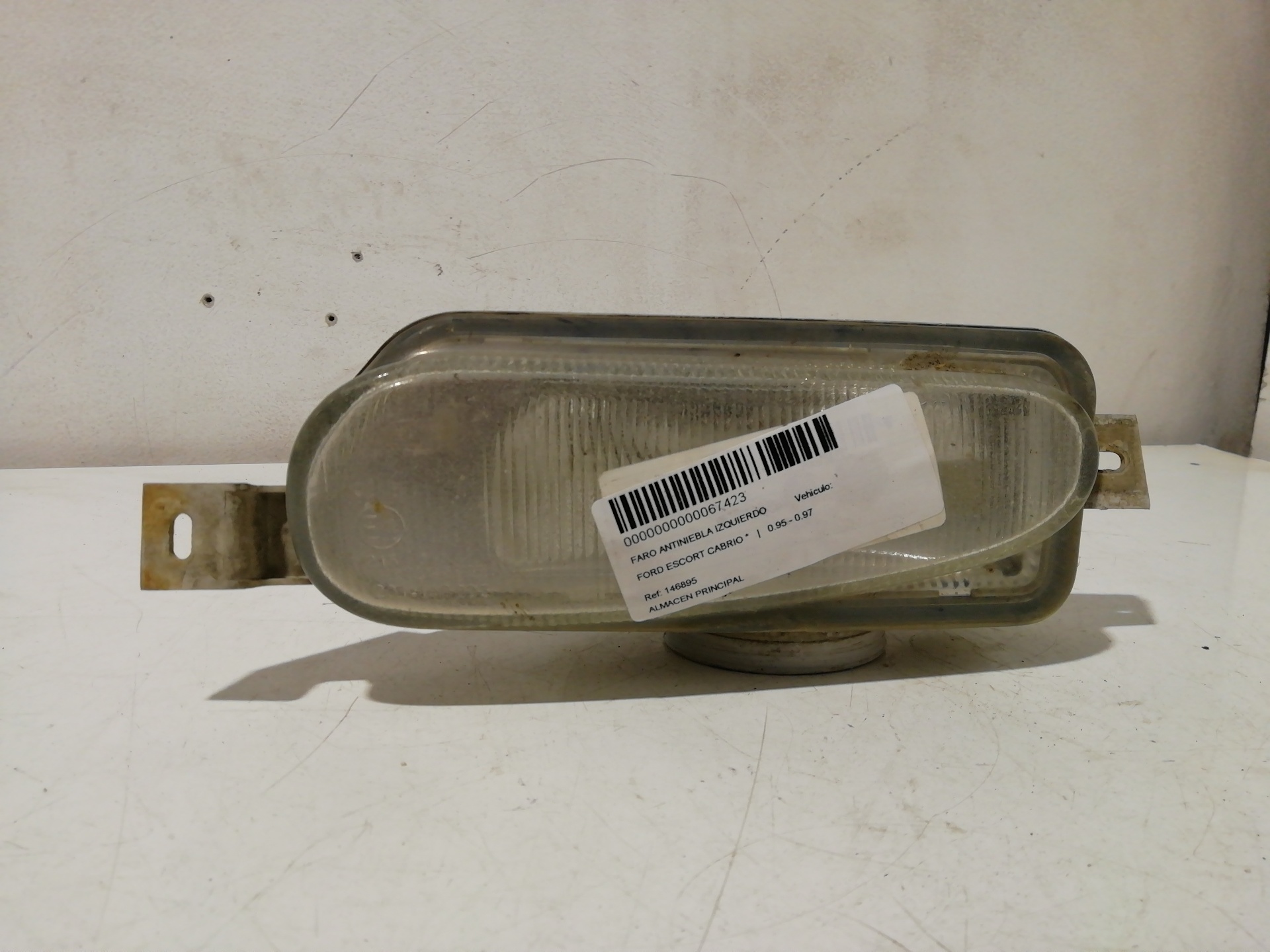 FARO ANTINIEBLA IZQUIERDO FORD ESCORT CABRIO