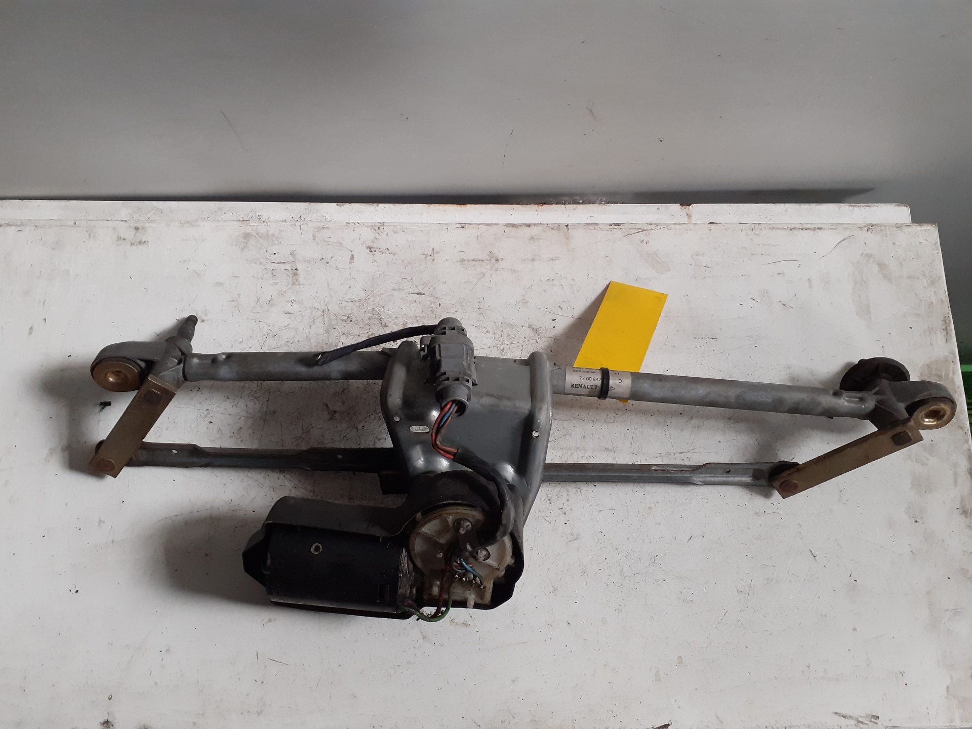 Scheibenwischermotor vorne RENAULT CLIO II FASE II (B/CB0)