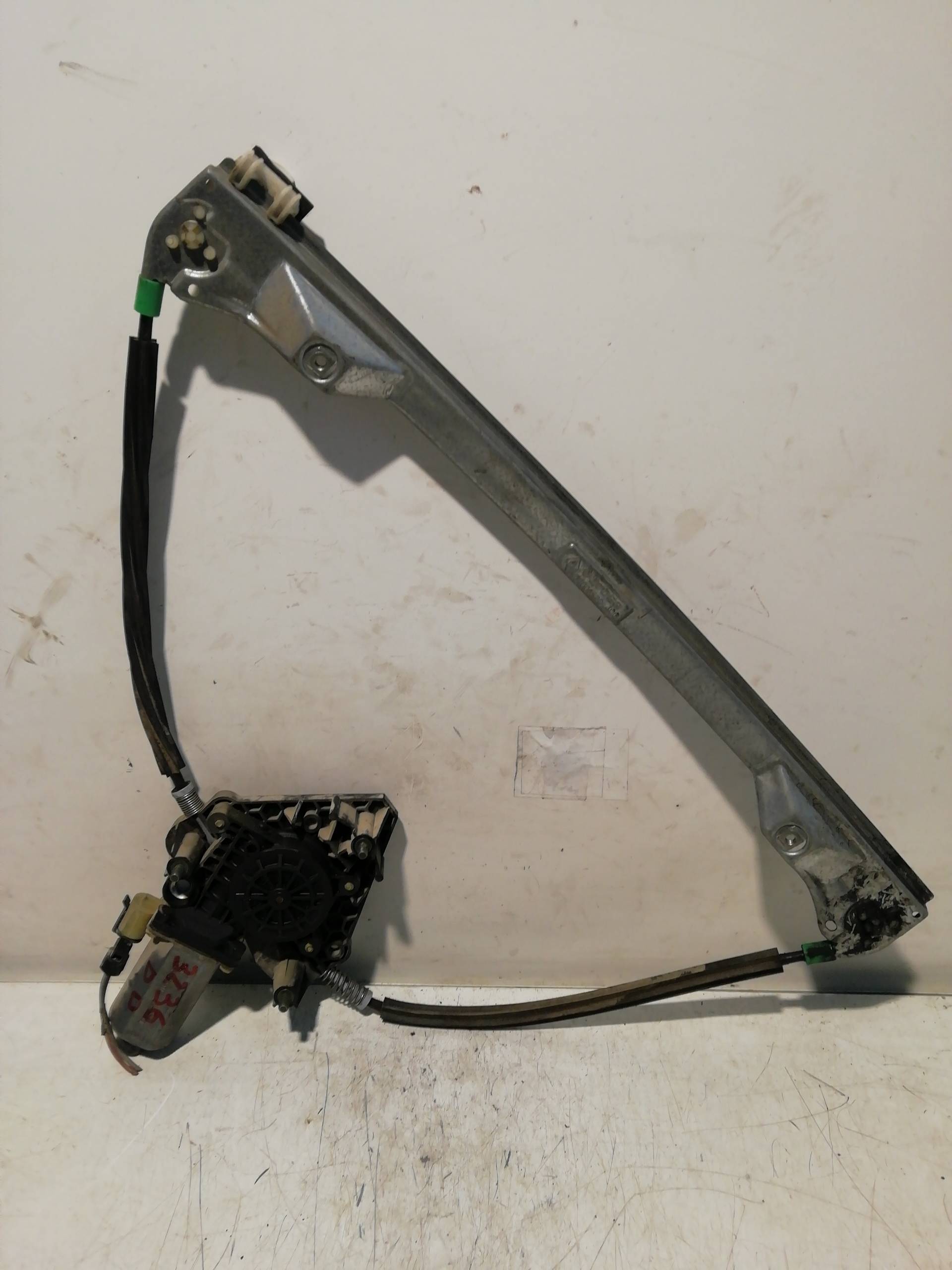 Alzacristallo anteriore destro RENAULT CLIO II FASE II (B/CB0)