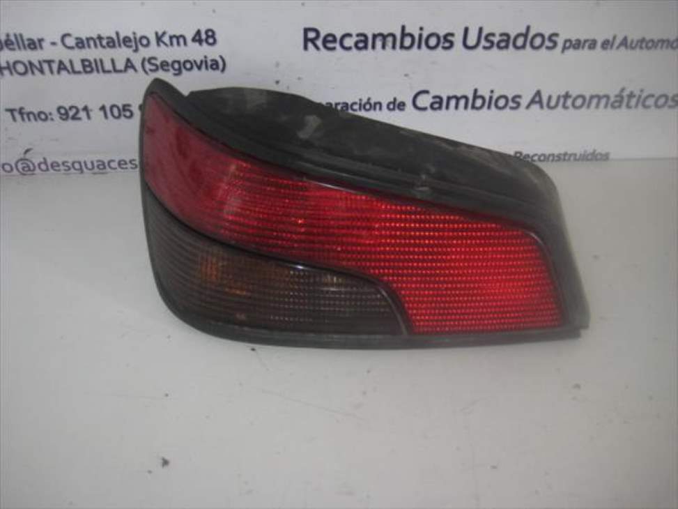 Feu arrière gauche PEUGEOT 306 BERLINA 3/4/5 PUERTAS (S2)