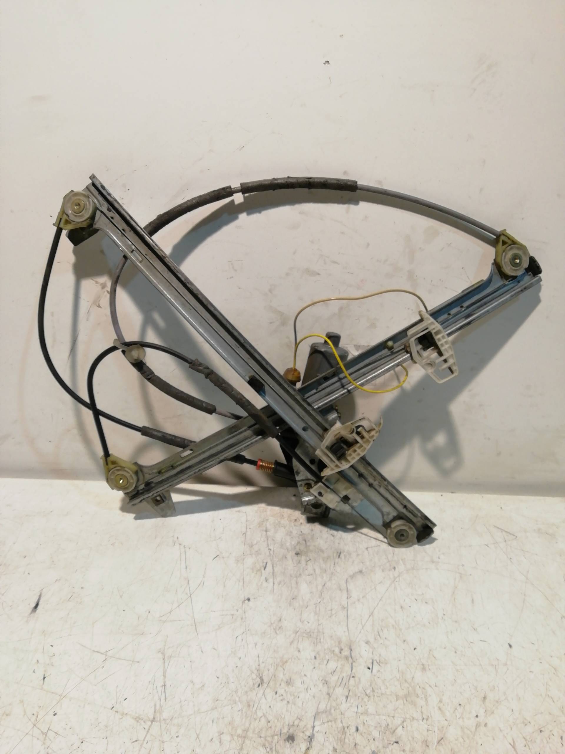 Front left window regulator CITROEN XSARA BERLINA