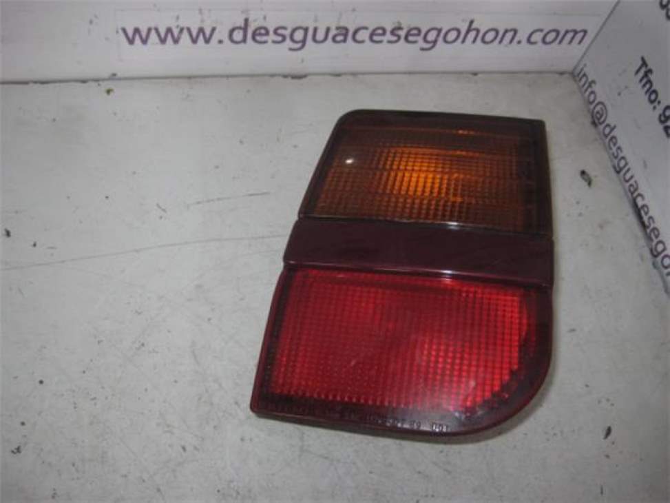 Feu arrière droit MITSUBISHI SPACE WAGON (N30/N40)