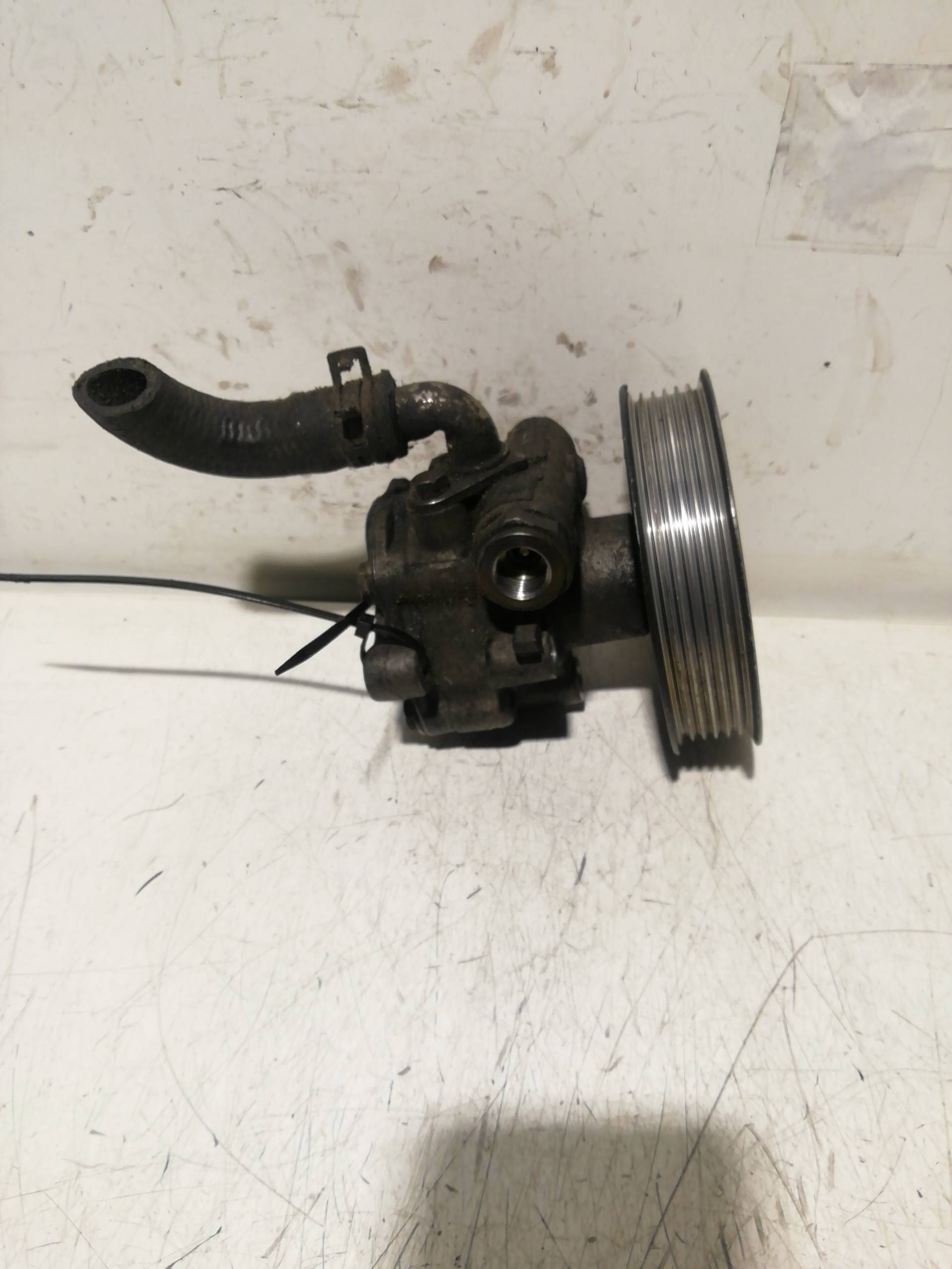 Bomba da direção assistida VOLKSWAGEN GOLF IV VARIANT (1J5)