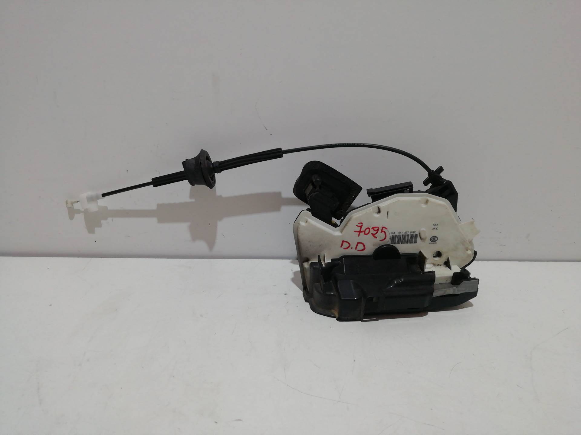 Front right door lock SEAT LEON (5F1)
