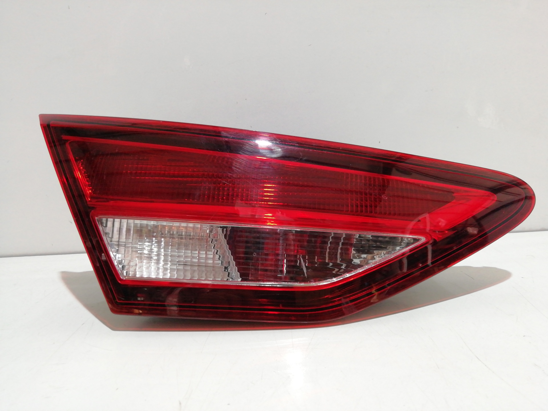 PILOTO TRASERO IZQUIERDO INTERIOR SEAT LEON (5F1)