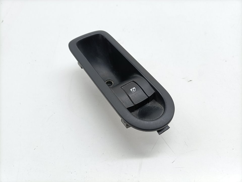 Commande lève-vitre arrière droit RENAULT MEGANE II BERLINA 5P