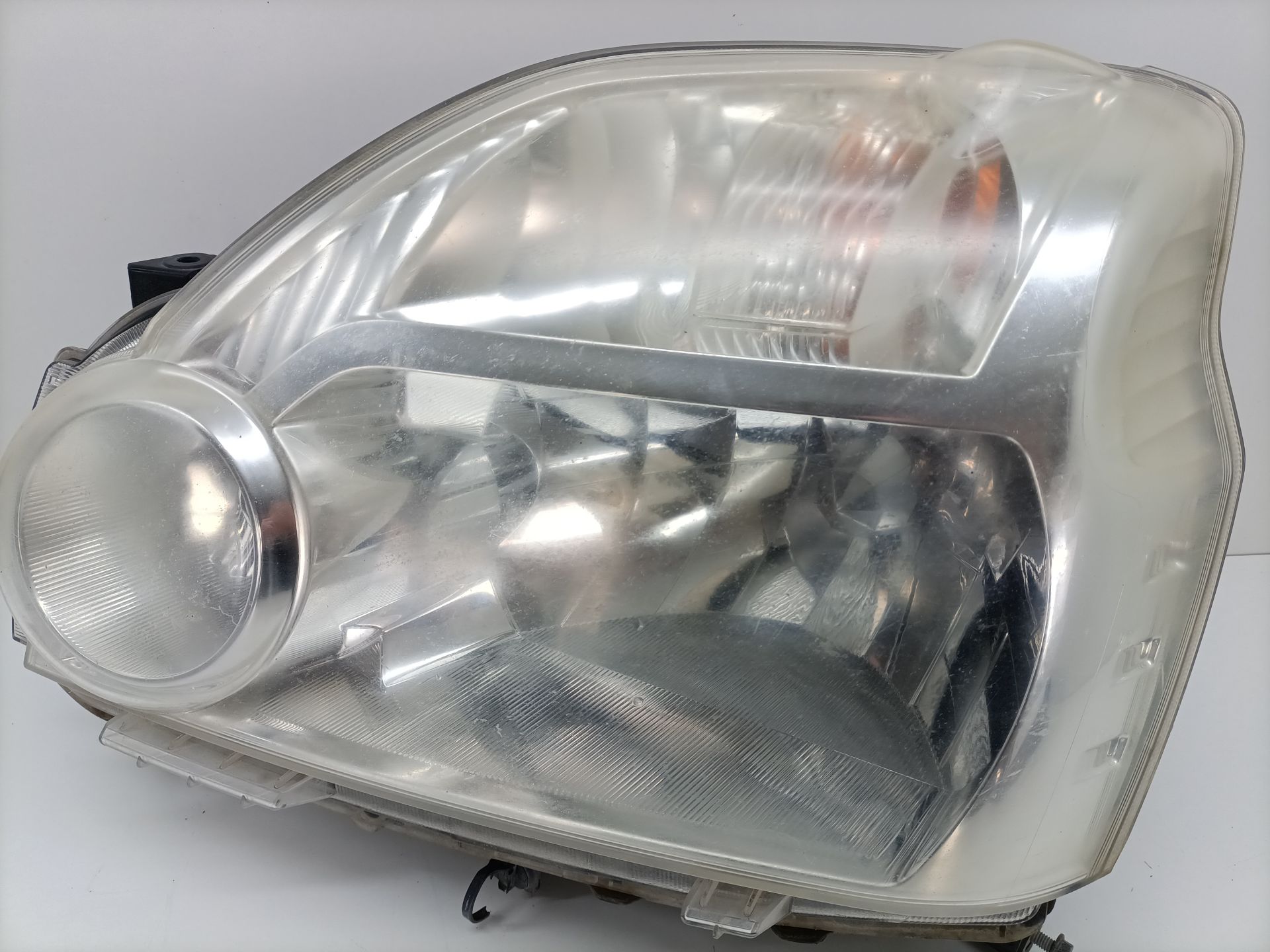 Phare gauche NISSAN X-TRAIL (T31)