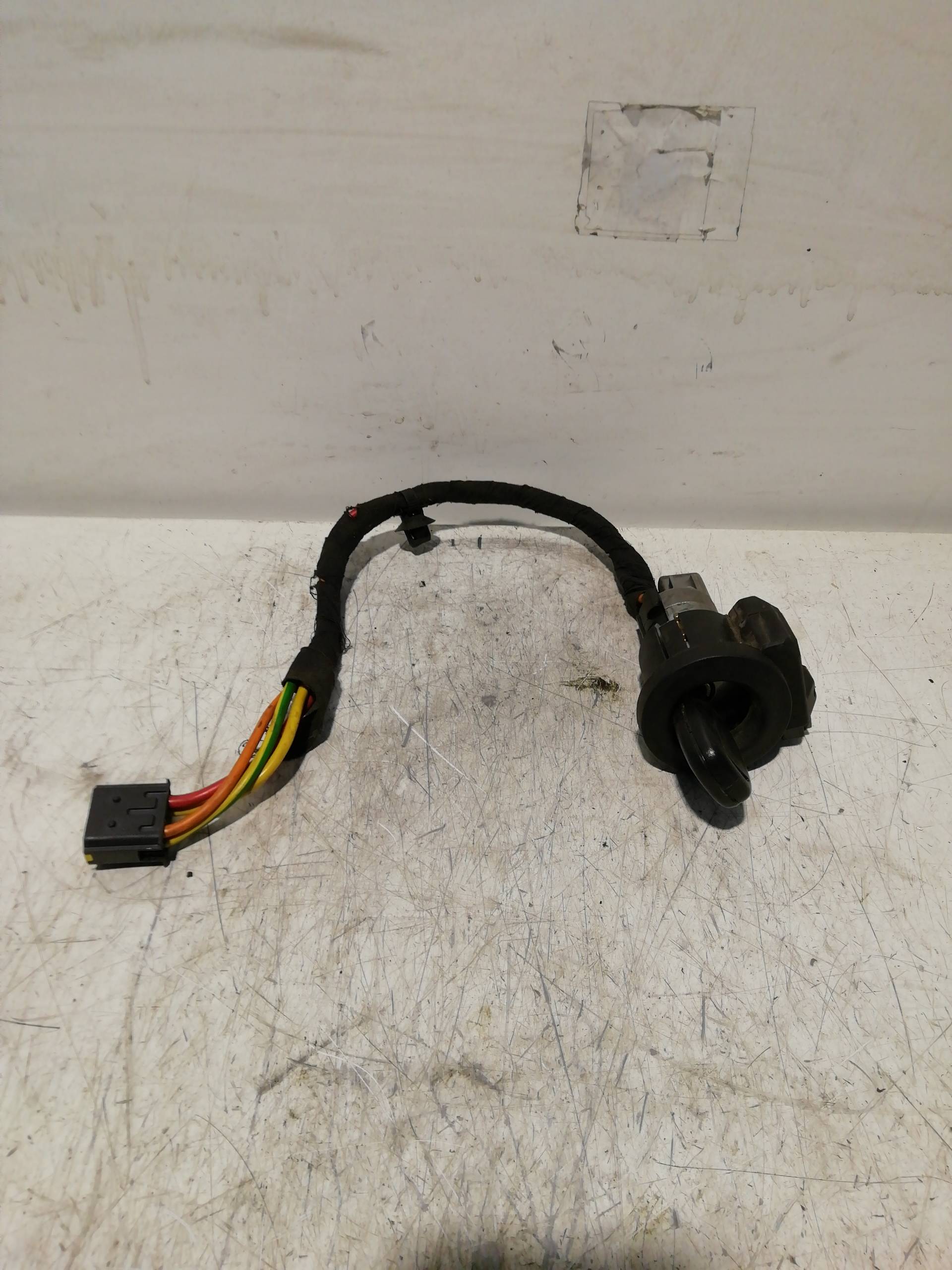 Ignition switch RENAULT CLIO II FASE I (B/CBO)