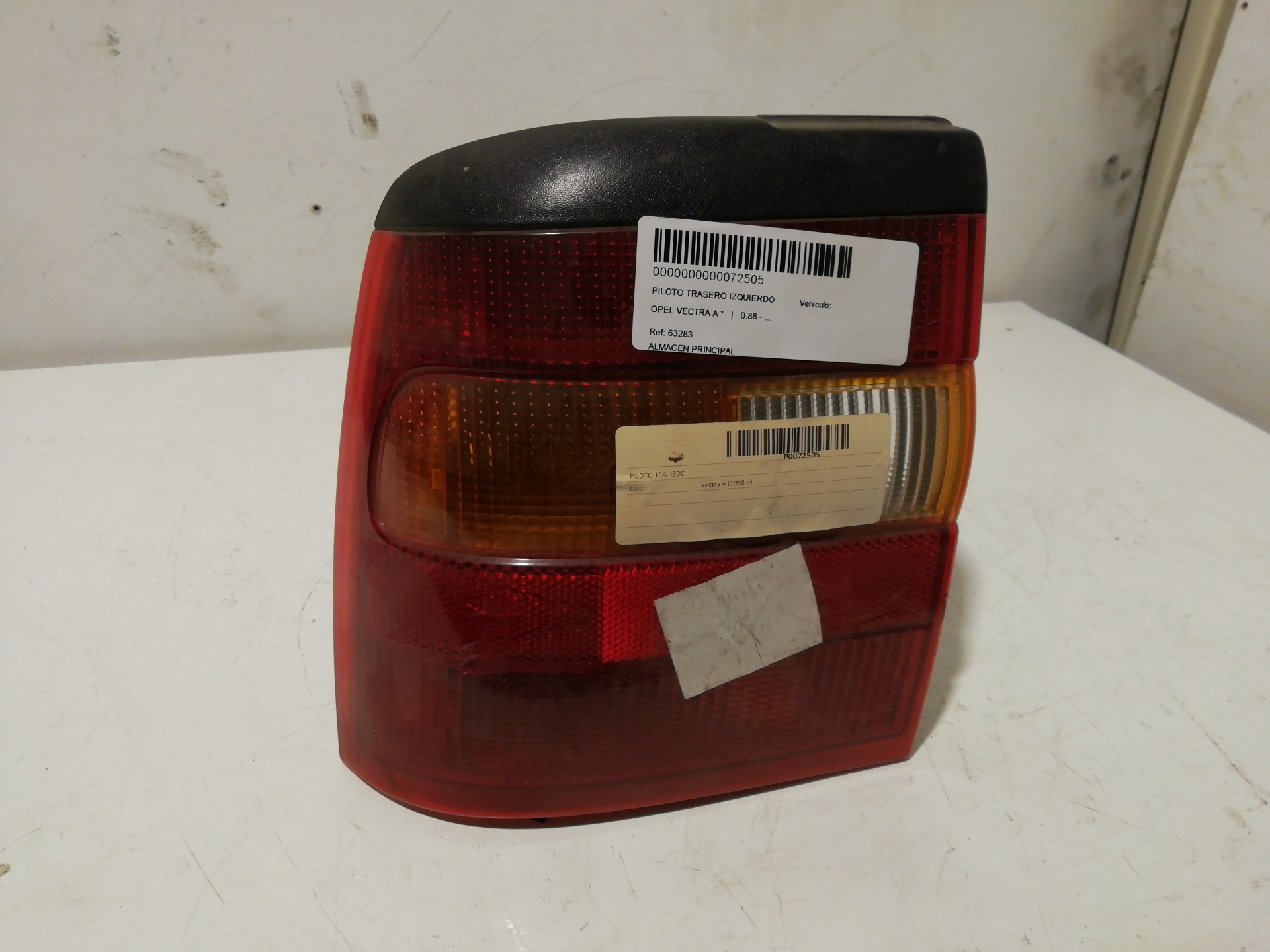 Fanale posteriore sinistro OPEL VECTRA A