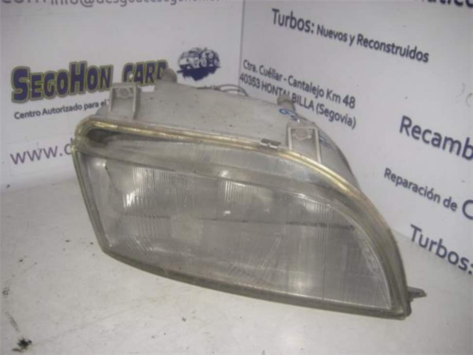 Right headlight RENAULT ESPACE /GRAND ESPACE (JE0)