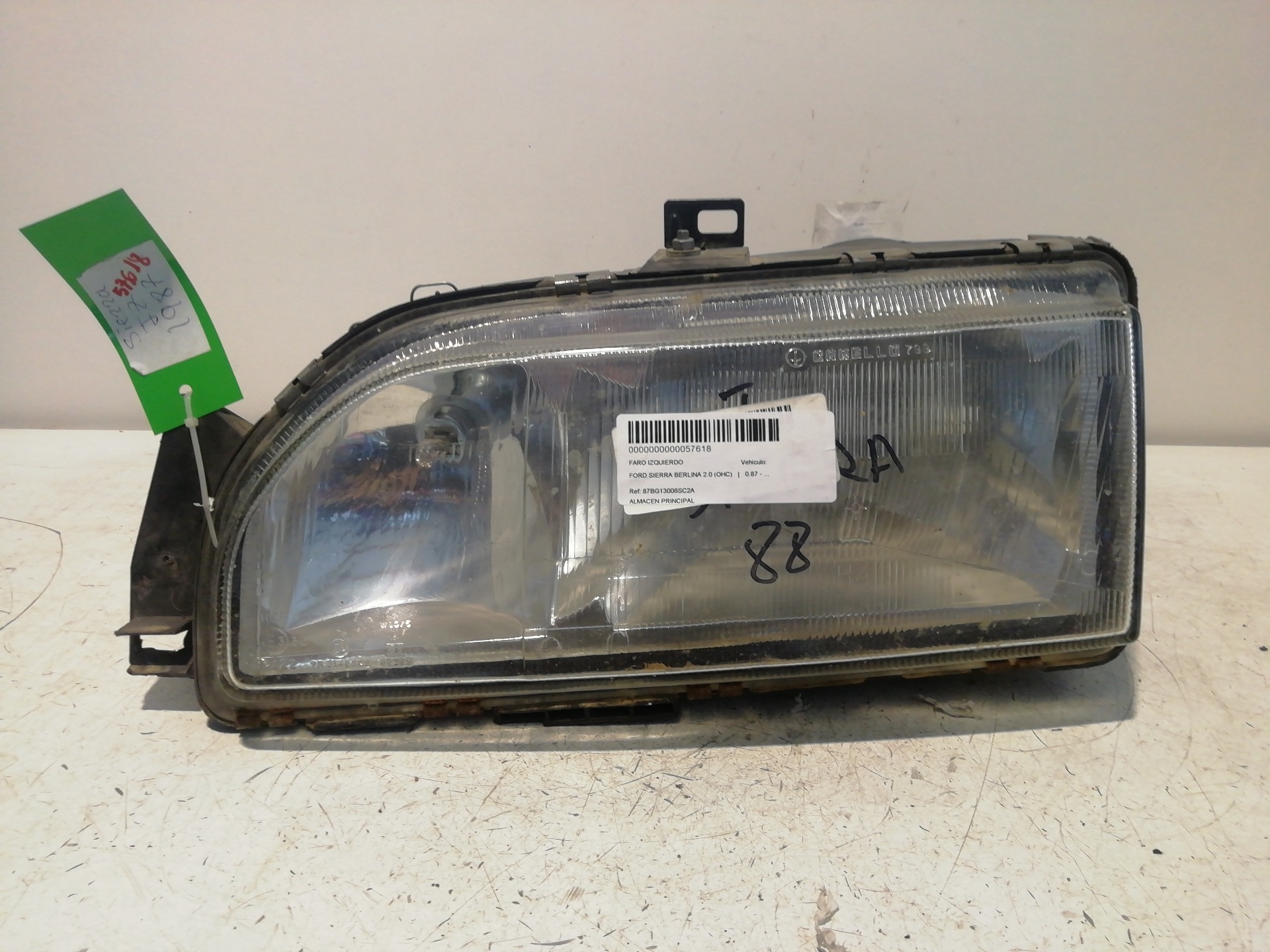 Farol esquerdo FORD SIERRA BERLINA