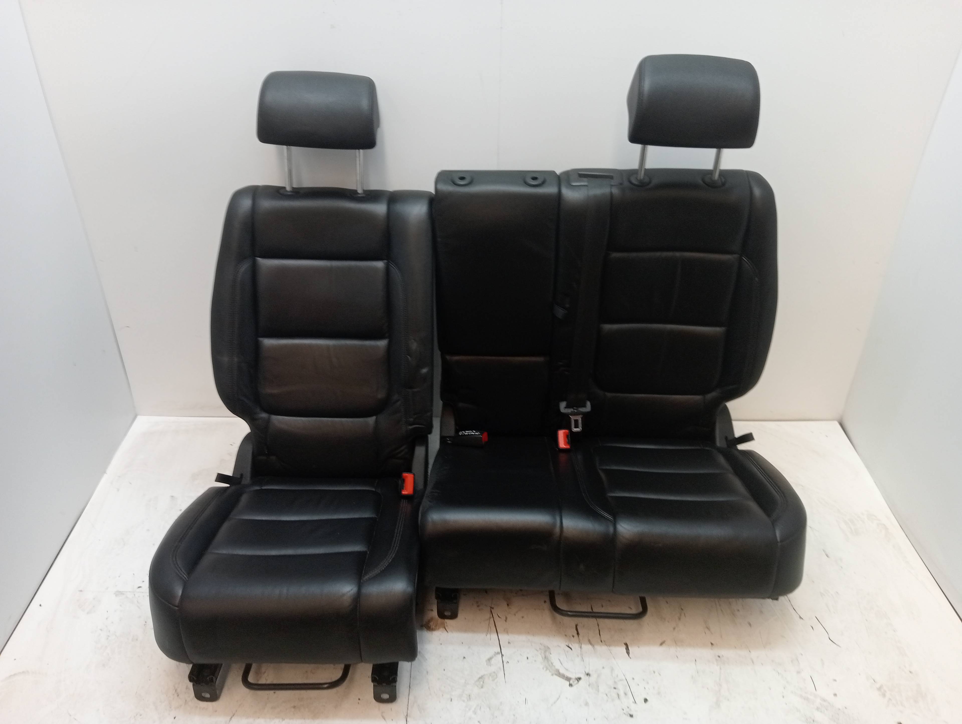 Serrure de banquette arrière VOLKSWAGEN TIGUAN (5N1)