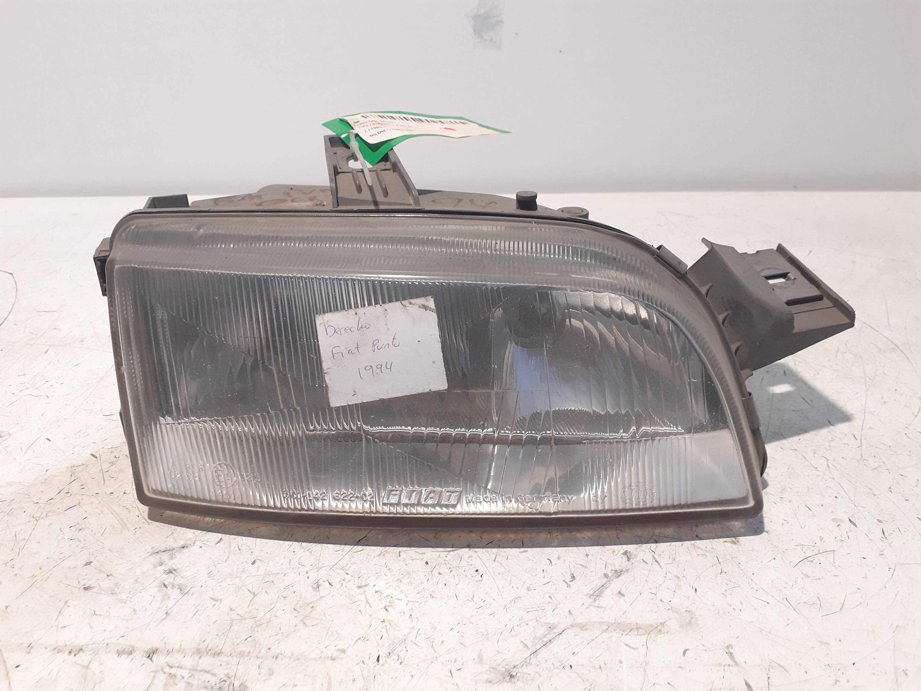 Faro destro FIAT PUNTO BERL. (176)