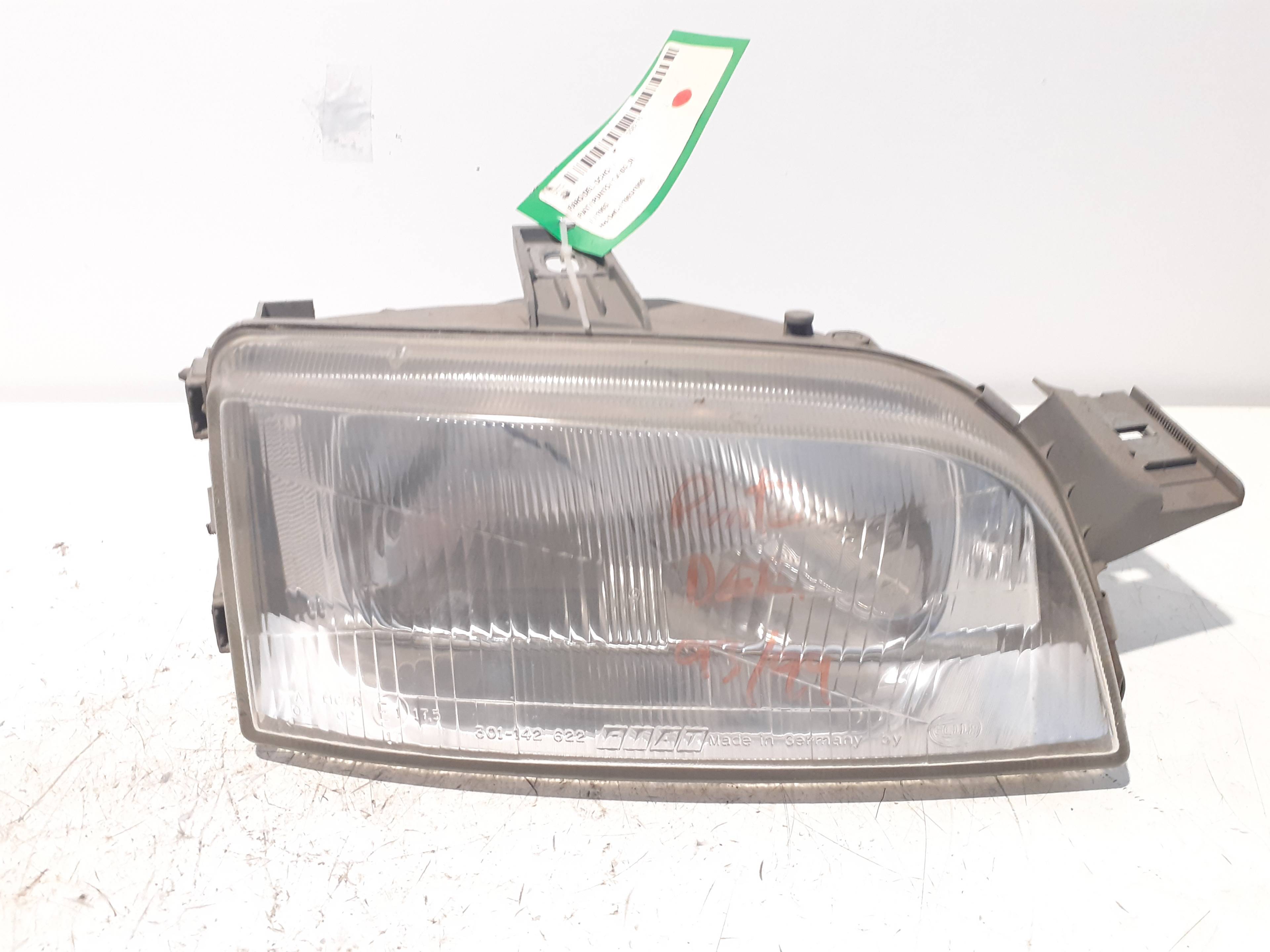 Faro destro FIAT PUNTO BERL. (176)