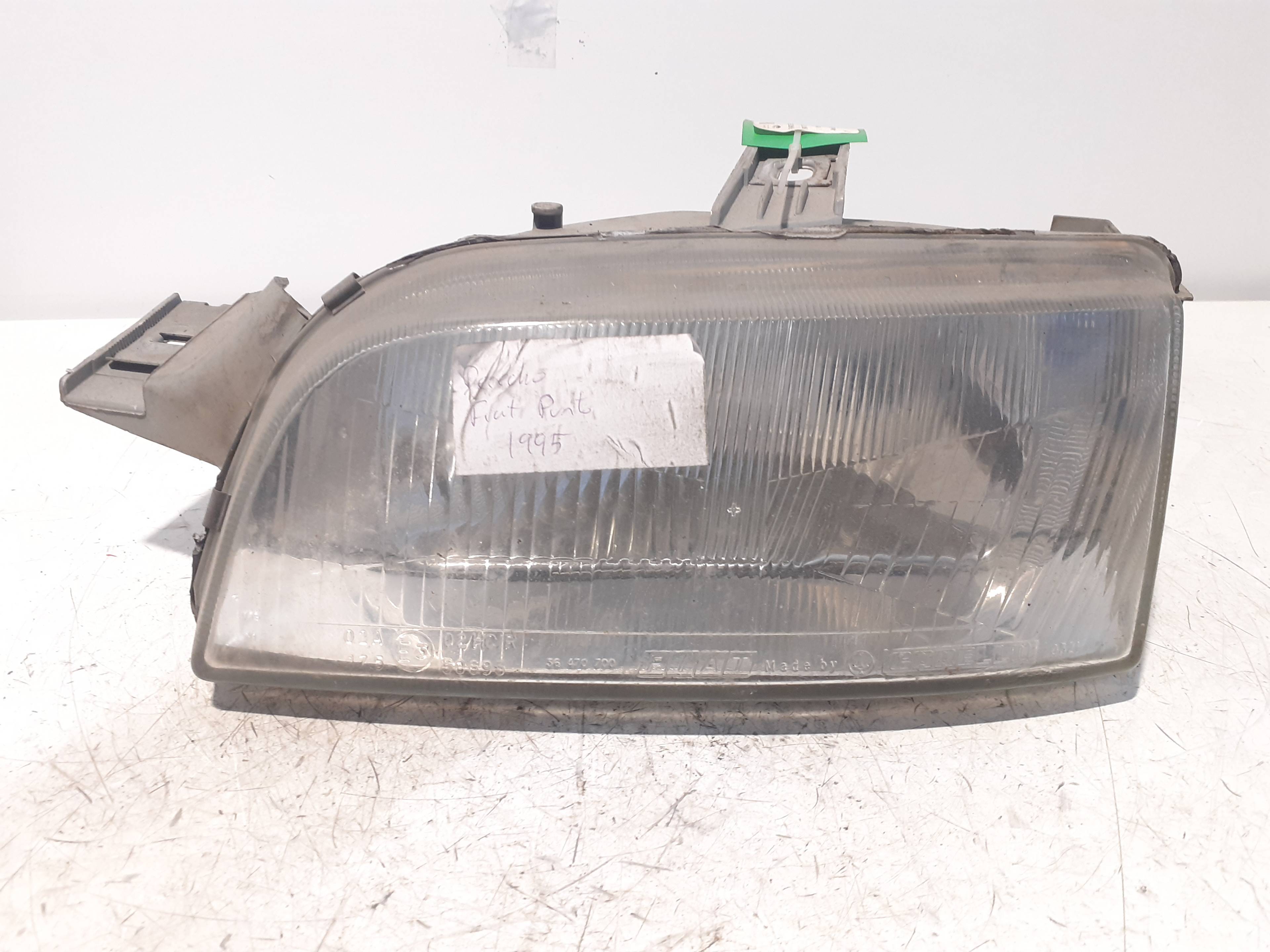 Farol esquerdo FIAT PUNTO BERL. (176)