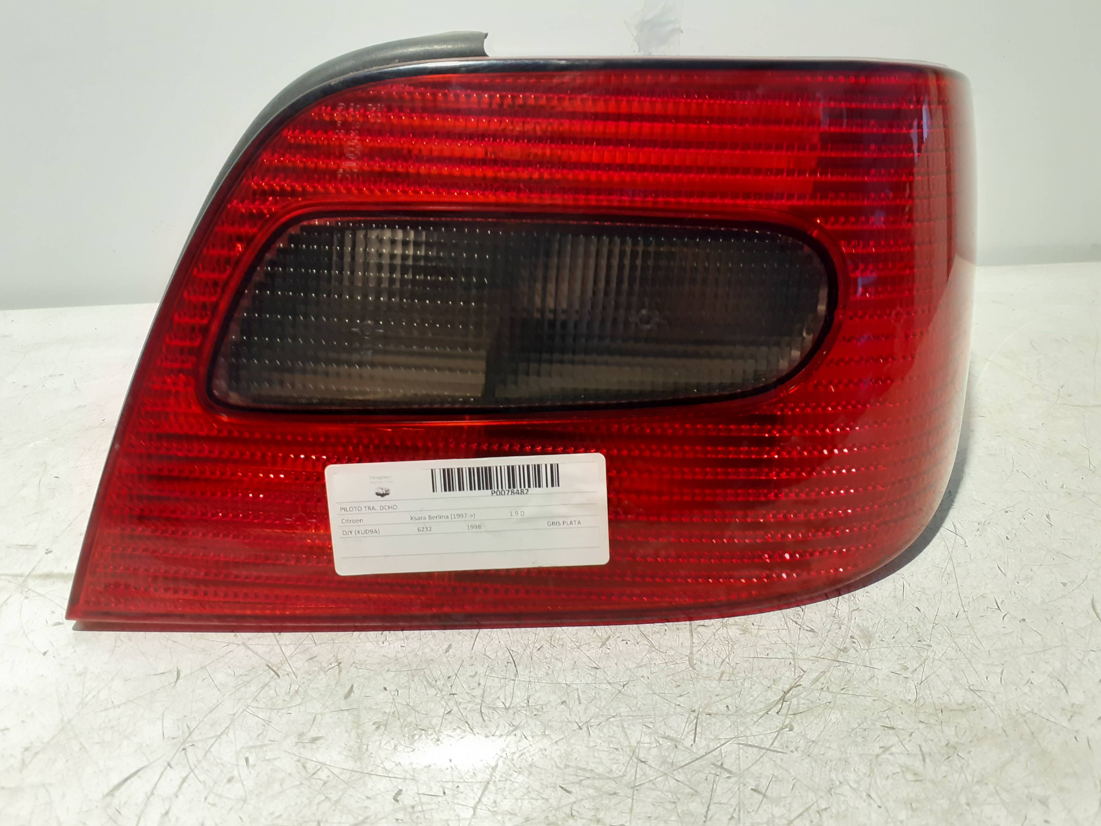 Feu arrière droit CITROEN XSARA BERLINA