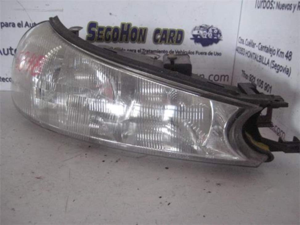 Right headlight FORD MONDEO BERLINA (GD)