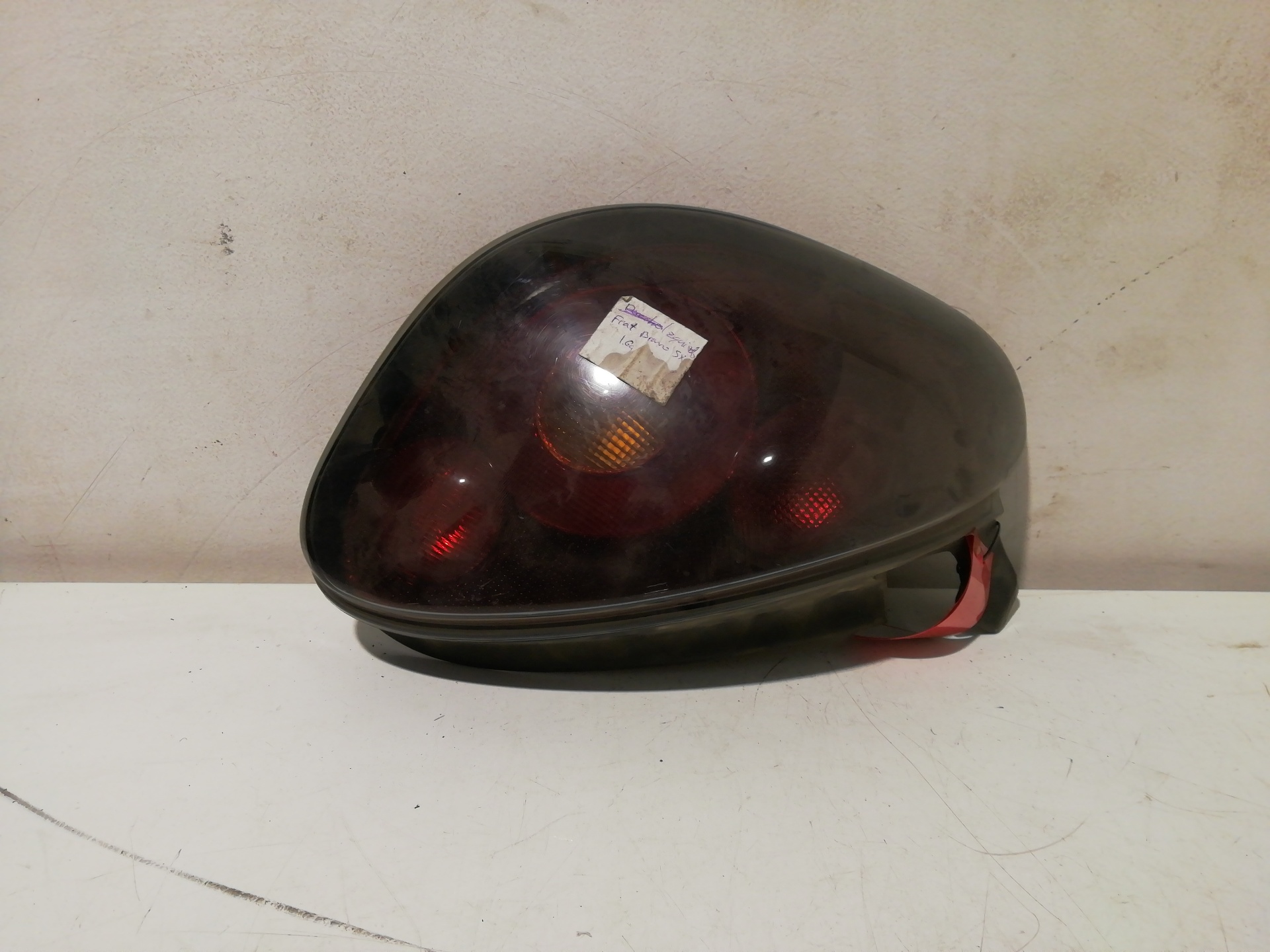 Fanale posteriore sinistro FIAT BRAVO (182)
