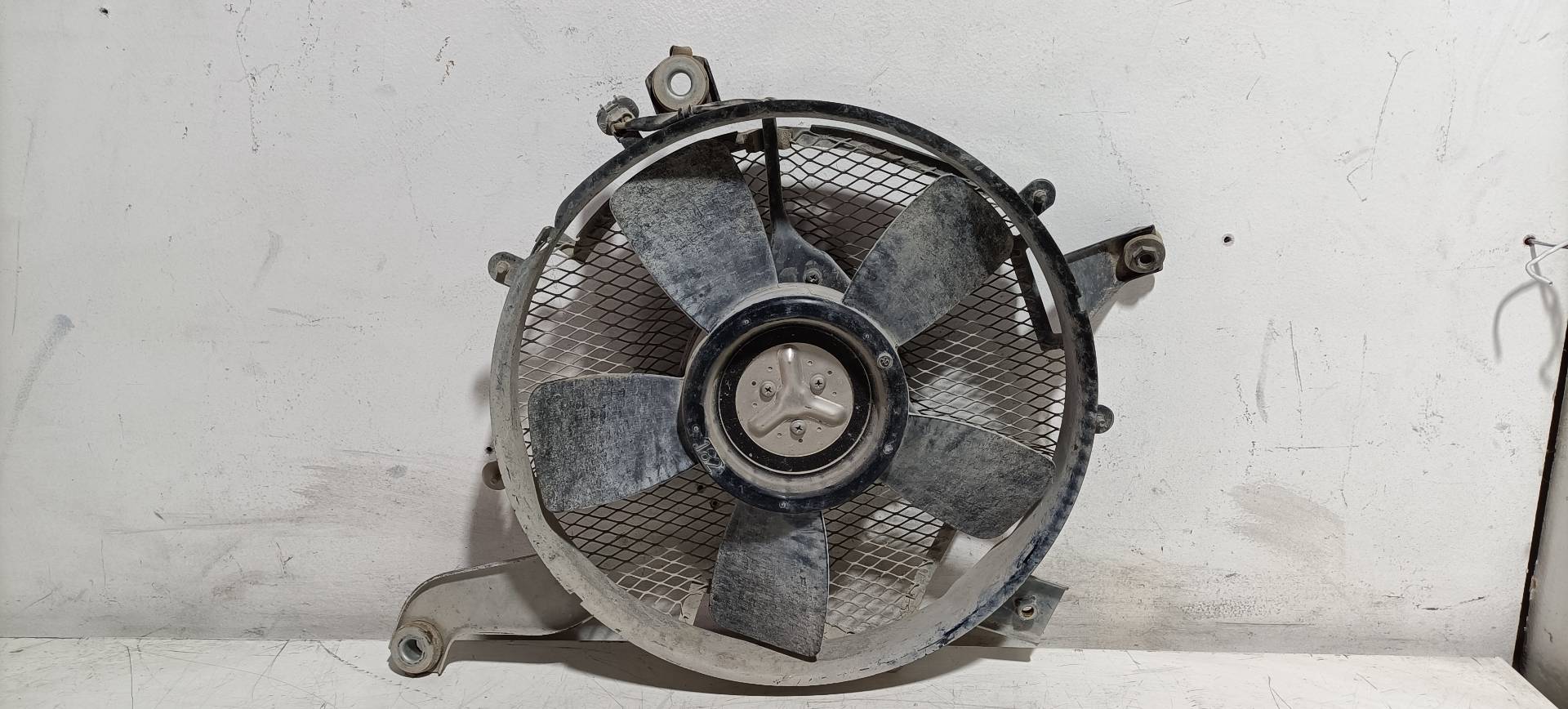 Eletroventilador MITSUBISHI MONTERO (V20/V40)