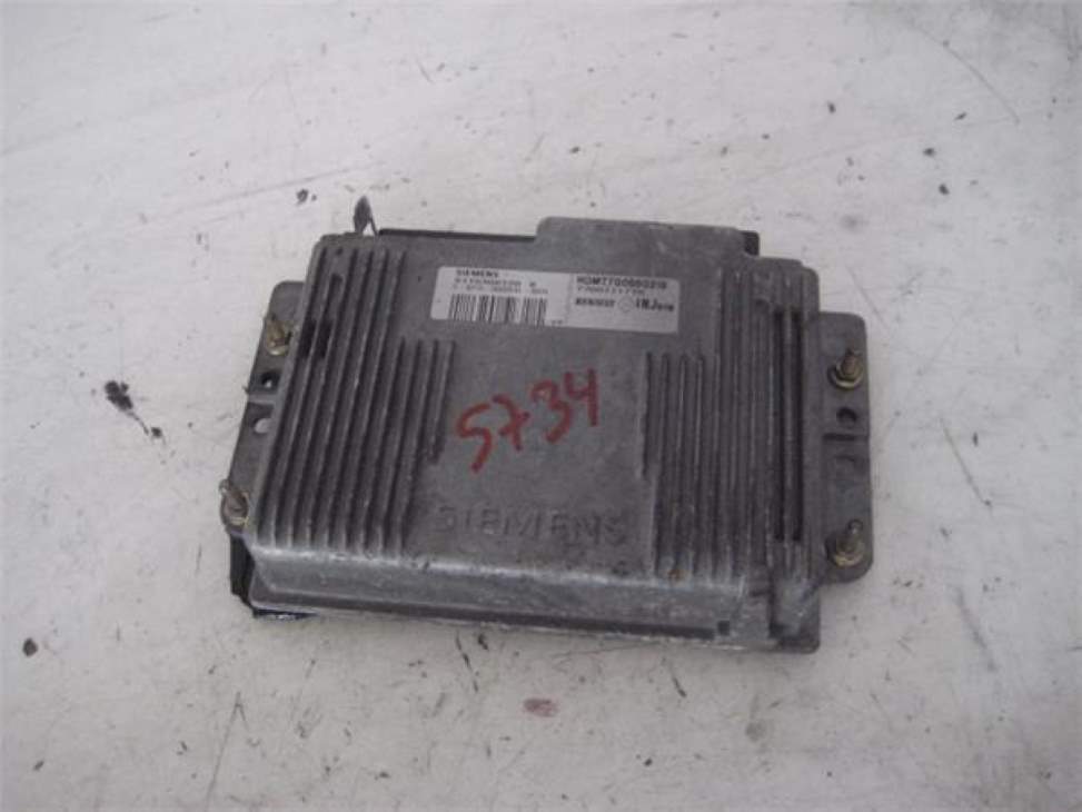 Engine control unit ECU RENAULT MEGANE I BERLINA HATCHBACK (BA0)