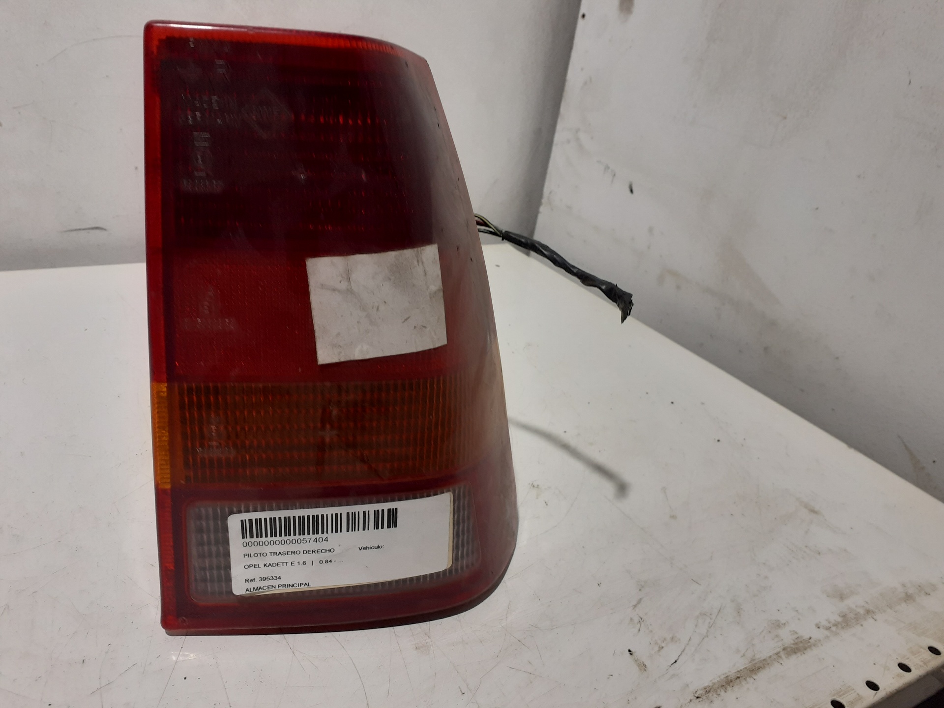 Feu arrière droit OPEL KADETT E