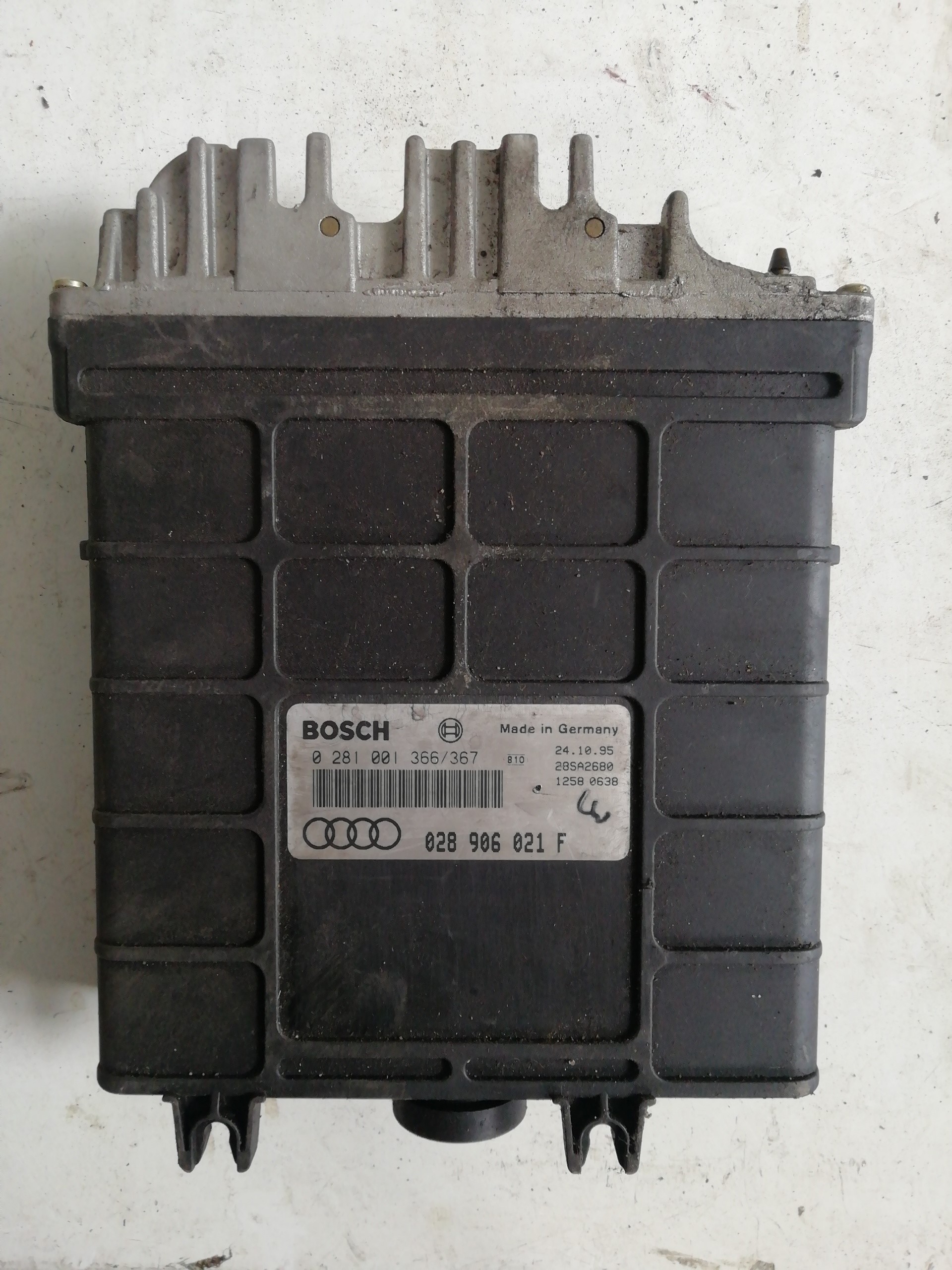 Engine control unit ECU AUDI A4 BERLINA (B5)