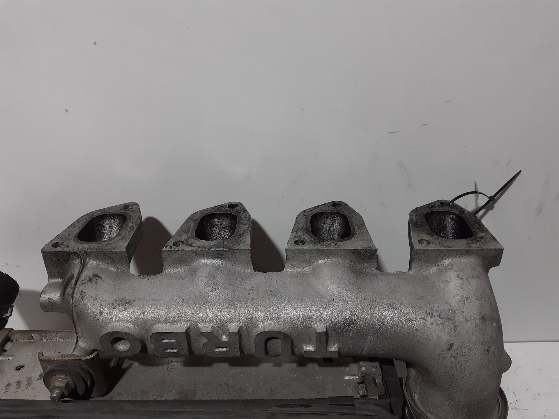 Intake manifold FORD MONDEO BERLINA (GD)